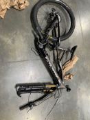 Orbea rise Large mountain bike, missing front tire, some body damage