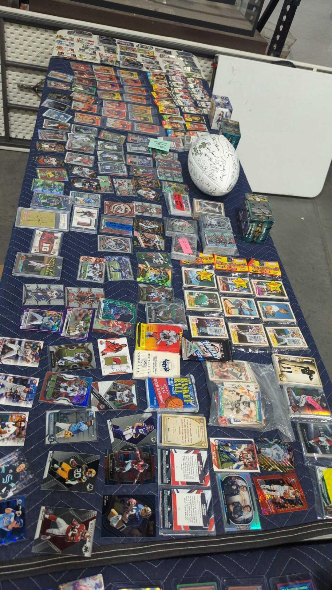 Sports Cards & Memorabilia - Image 3 of 12