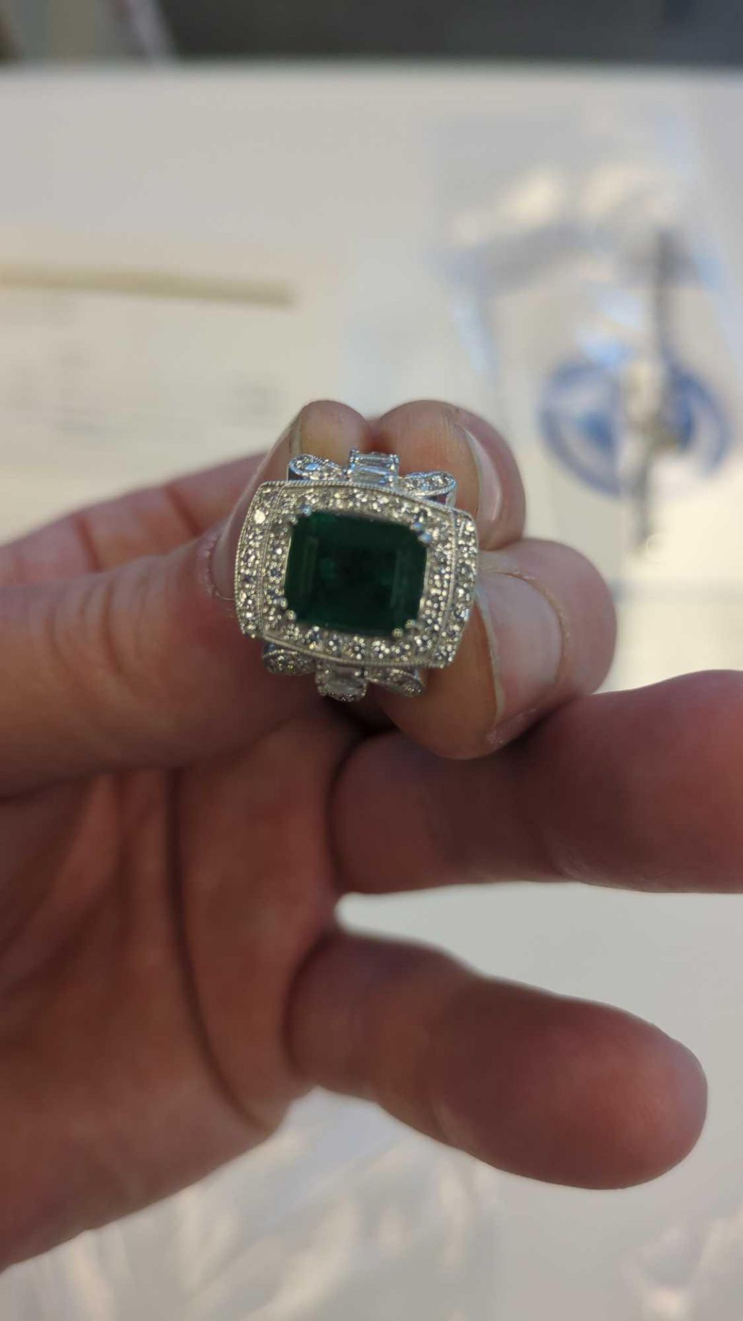 Jewelry: Emerald & Diamond Ring Platinum 3.45 Cts Emerald/ 1.07 Diamond - Image 6 of 6