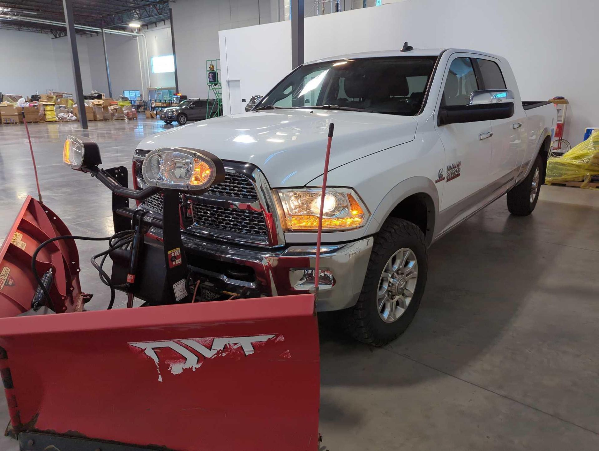 2013 Dodge Ram 3500 with plow - Image 3 of 14