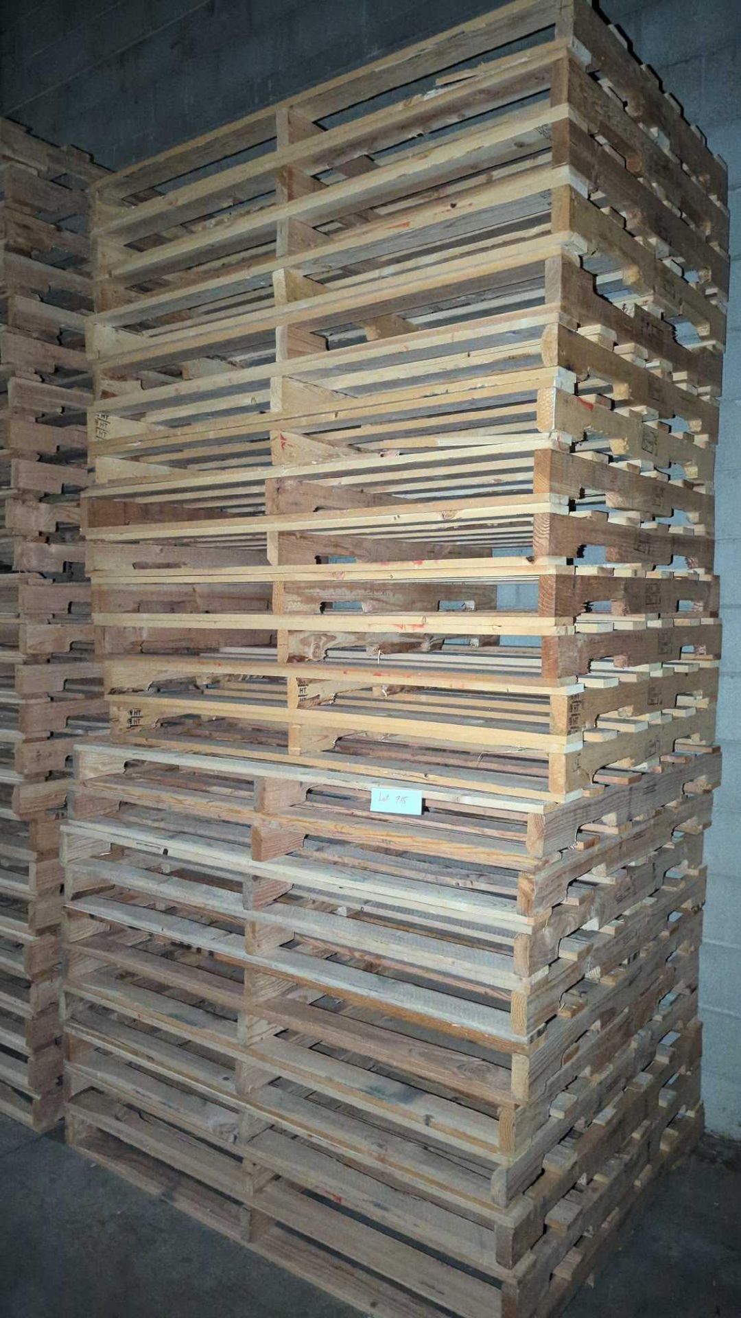 Approx 24 Pallets 40 x 60 (located in Ogden)