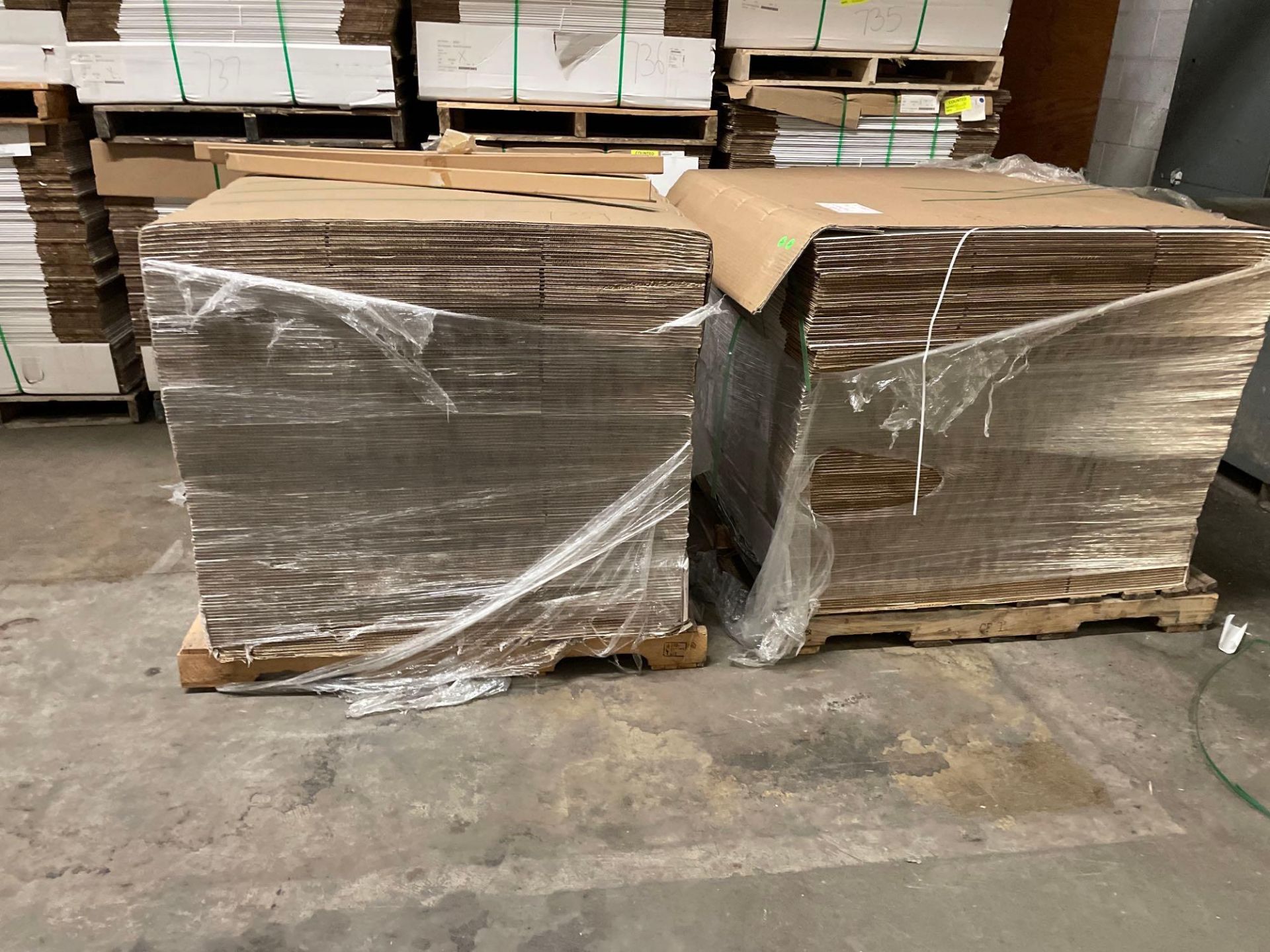 2 Pallets of Shipping boxes (branded printing, located in Ogden