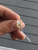 18KT Two Tone Gold 2.23 CTW Fancy colorless Diamond Ring 1.61ct Center Diamond
