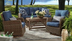 Outdoor seating set