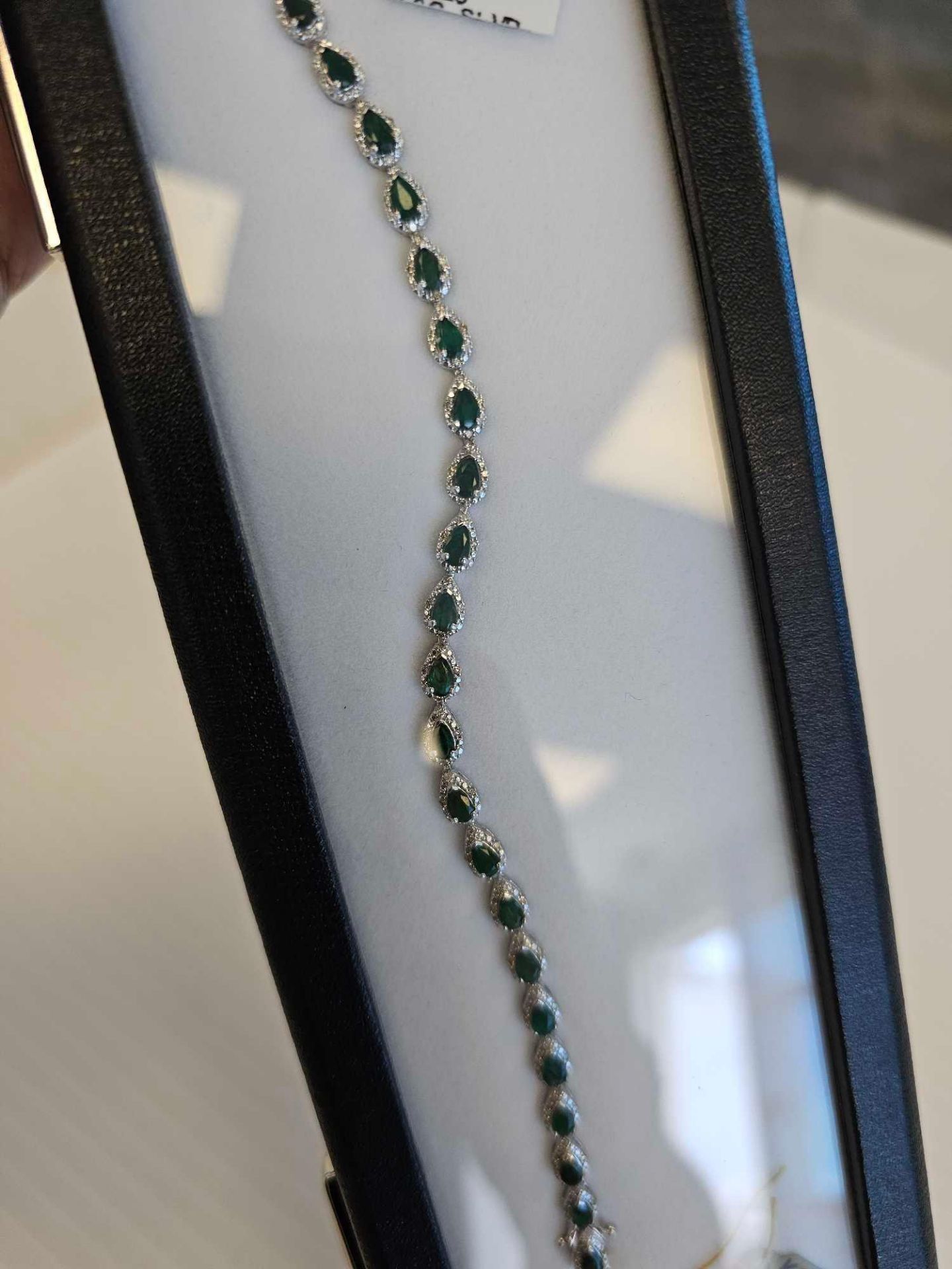 2 misc emerald beryl bracelets - Image 4 of 8