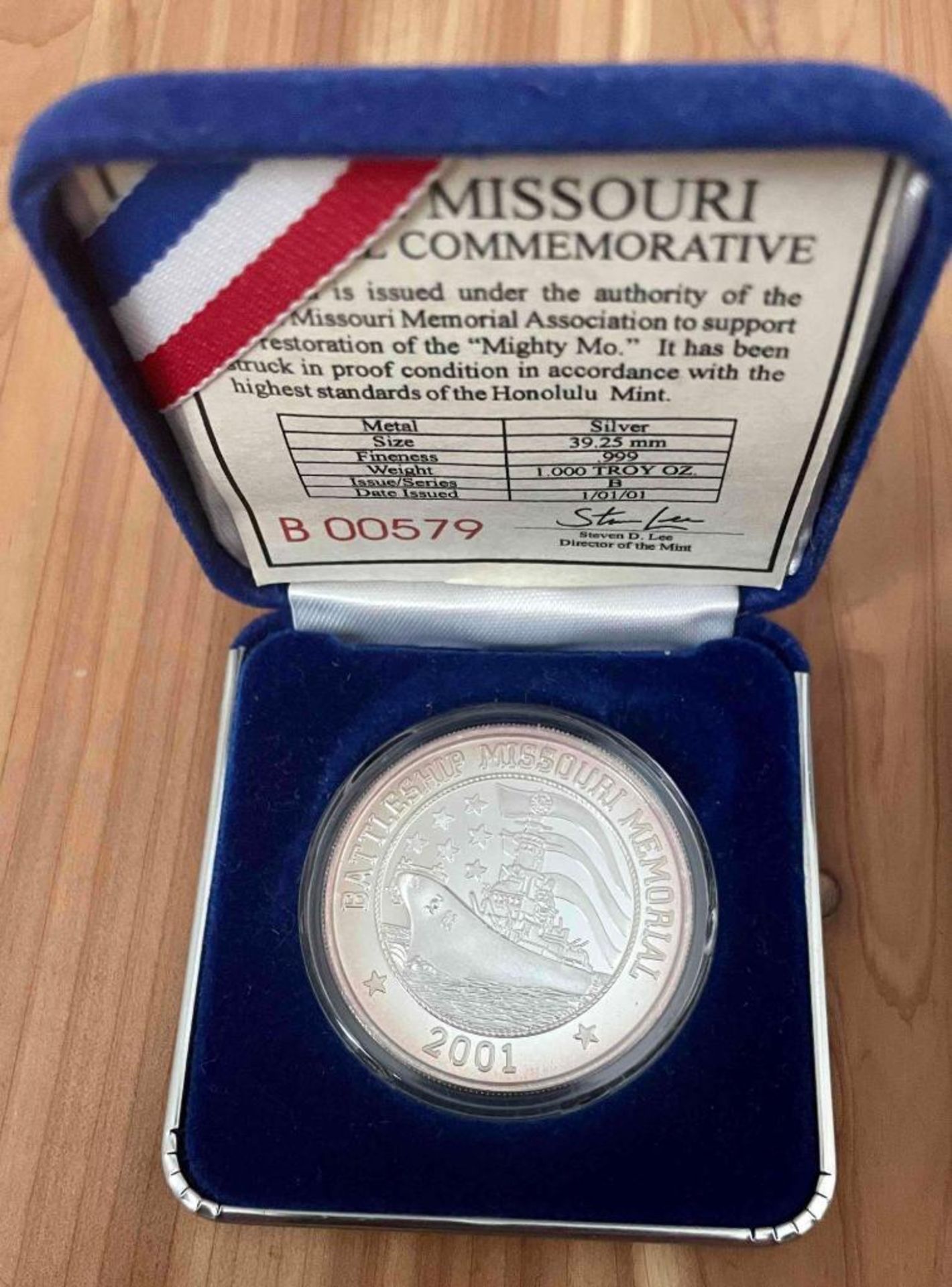 U.S.S Missouri Battleship 1 oz Silver Coin & U.S.S Arizona Memorial 1 oz. silver coin - Image 7 of 9