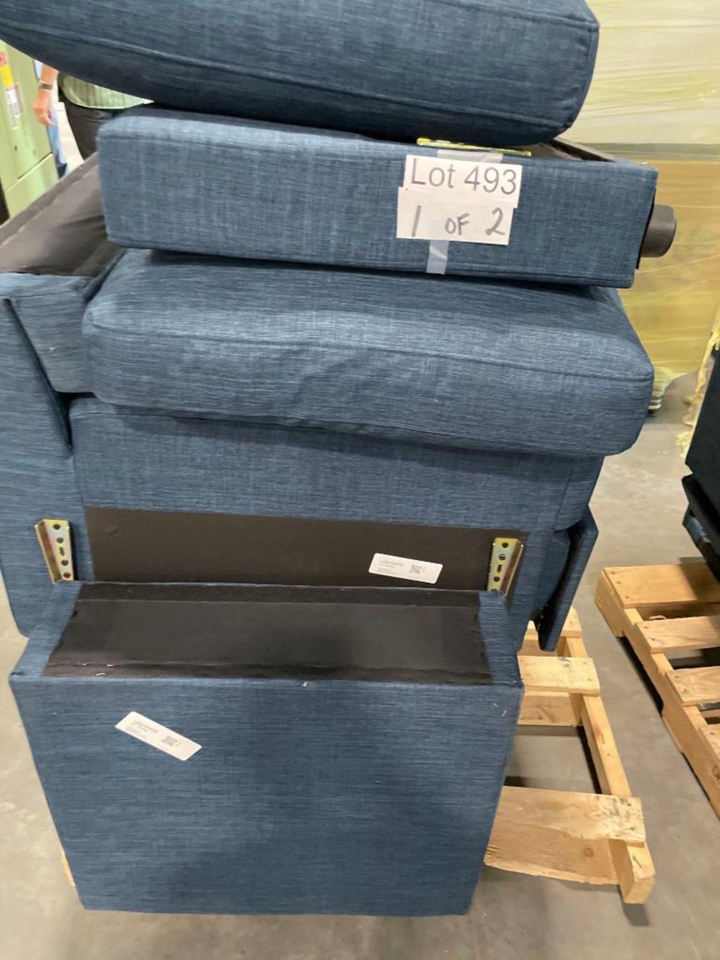 pallet of blue sofa or possible sectional? - Image 10 of 10