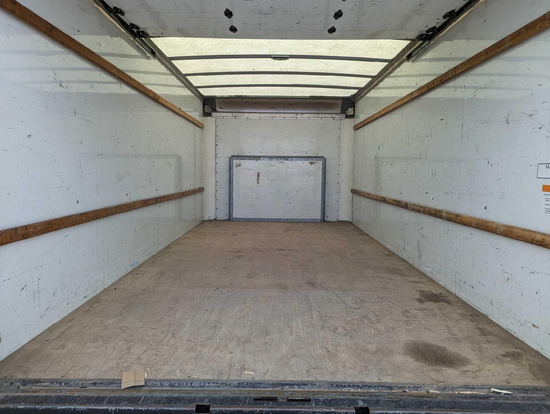 2014 Box Truck - Image 12 of 17