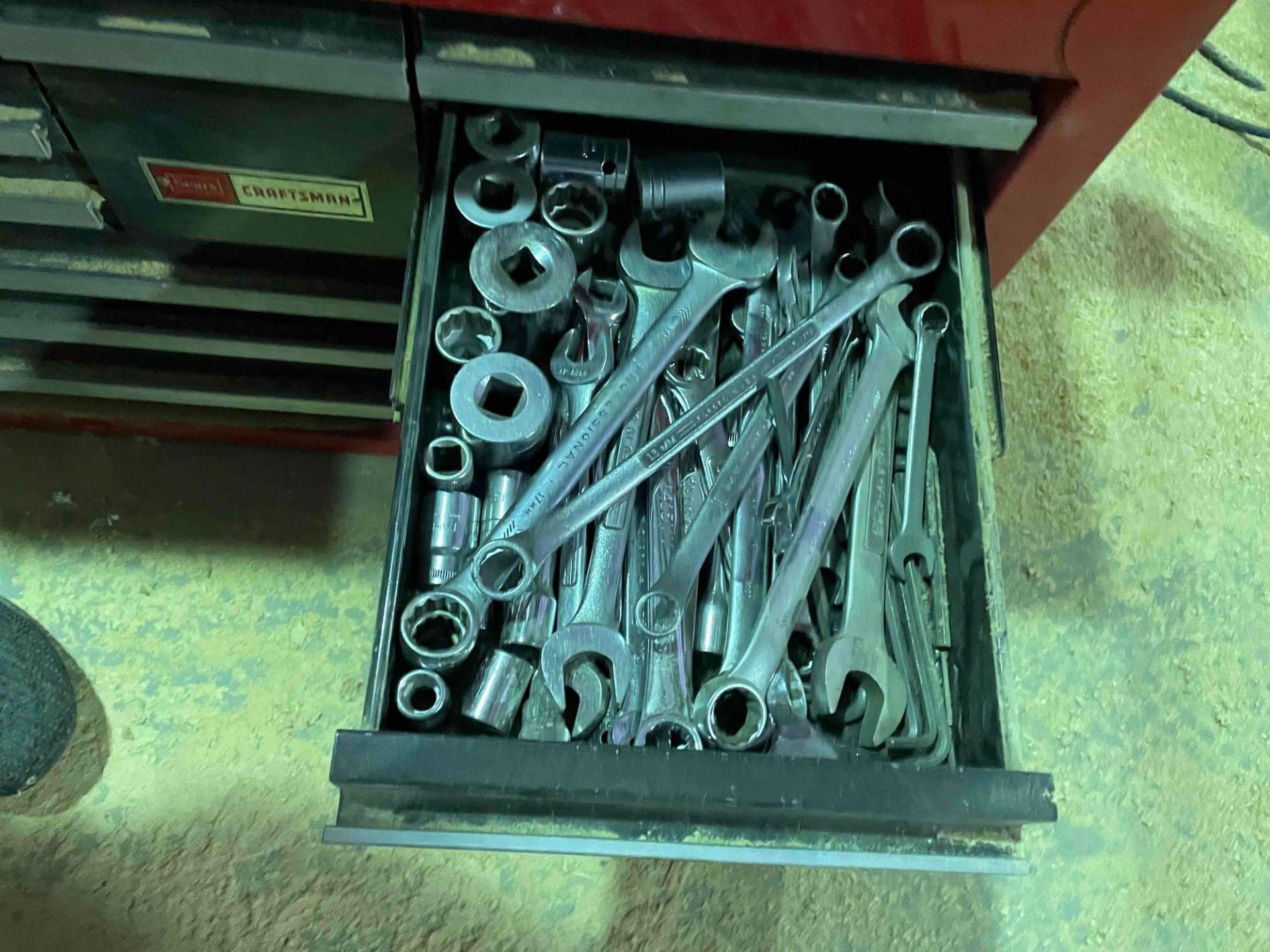 craftsman tool boxes with tooling - Image 8 of 11