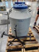 VWR AFX-PS Cryogenic Liquid Nitrogen Tank with Stand and DIsplay