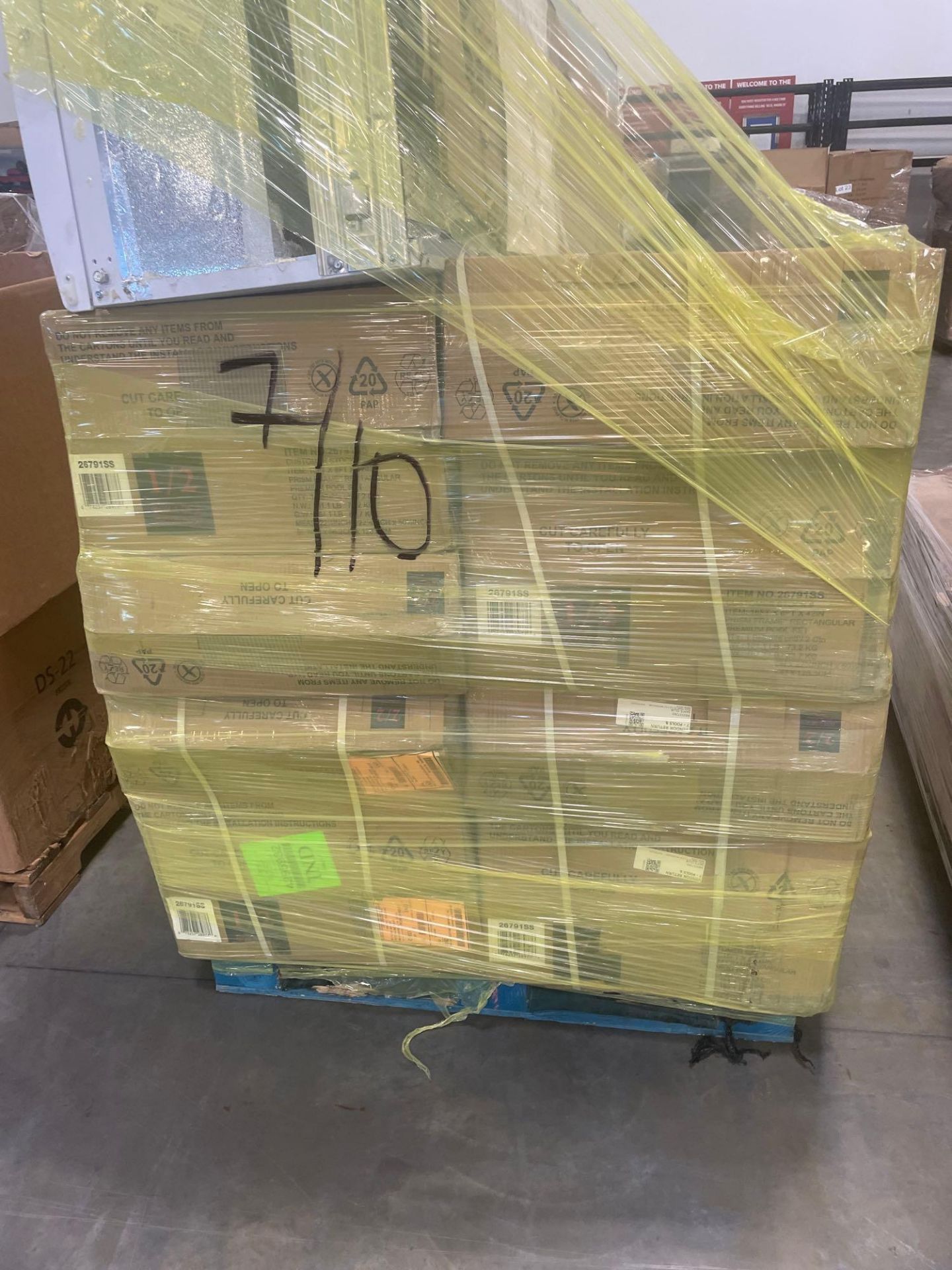 pallet of fridge and Intex prism frame rectangular pools appear to be multiple units - Bild 6 aus 7