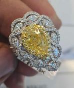 Jewelry: Diamond Ring 18KT 2.41cts Center Diamond, 4.94 cts Total Diamond