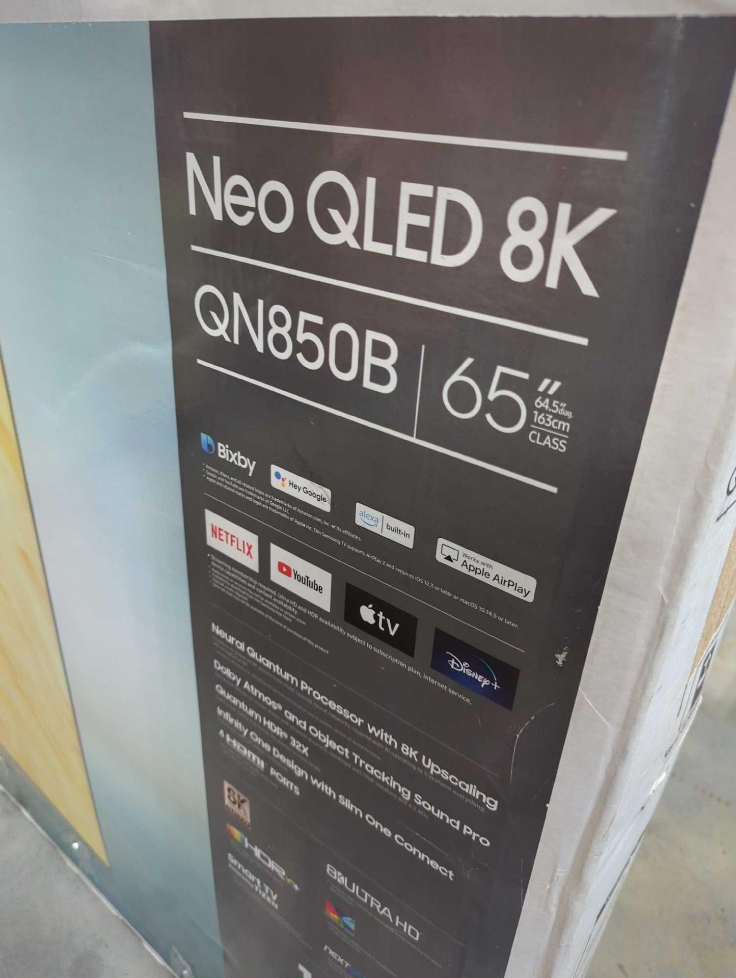 Samsung TV Neo QLED 8K 65" ( Grade A) - Image 3 of 4