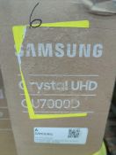 2 Samsung Crystal UHD 65" Tv (grade A)