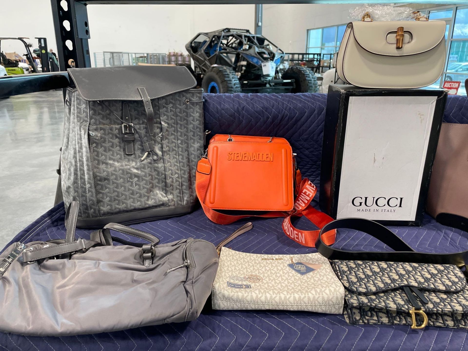 Replica Purses/ bags, Gucci, Dooney & Burke, Louis Vuitton Steve Madden, Egoyard,