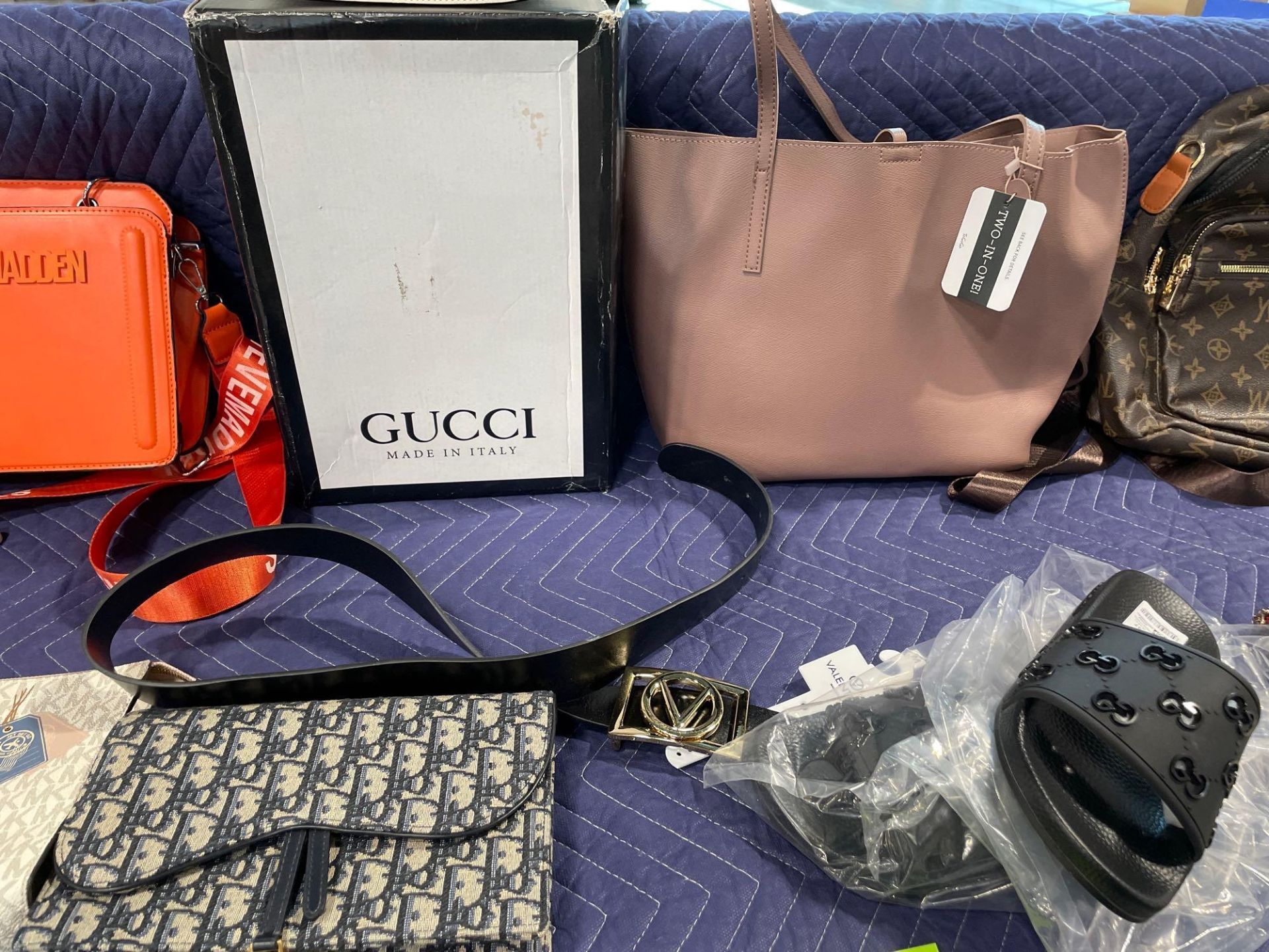 Replica Purses/ bags, Gucci, Dooney & Burke, Louis Vuitton Steve Madden, Egoyard, - Image 3 of 7