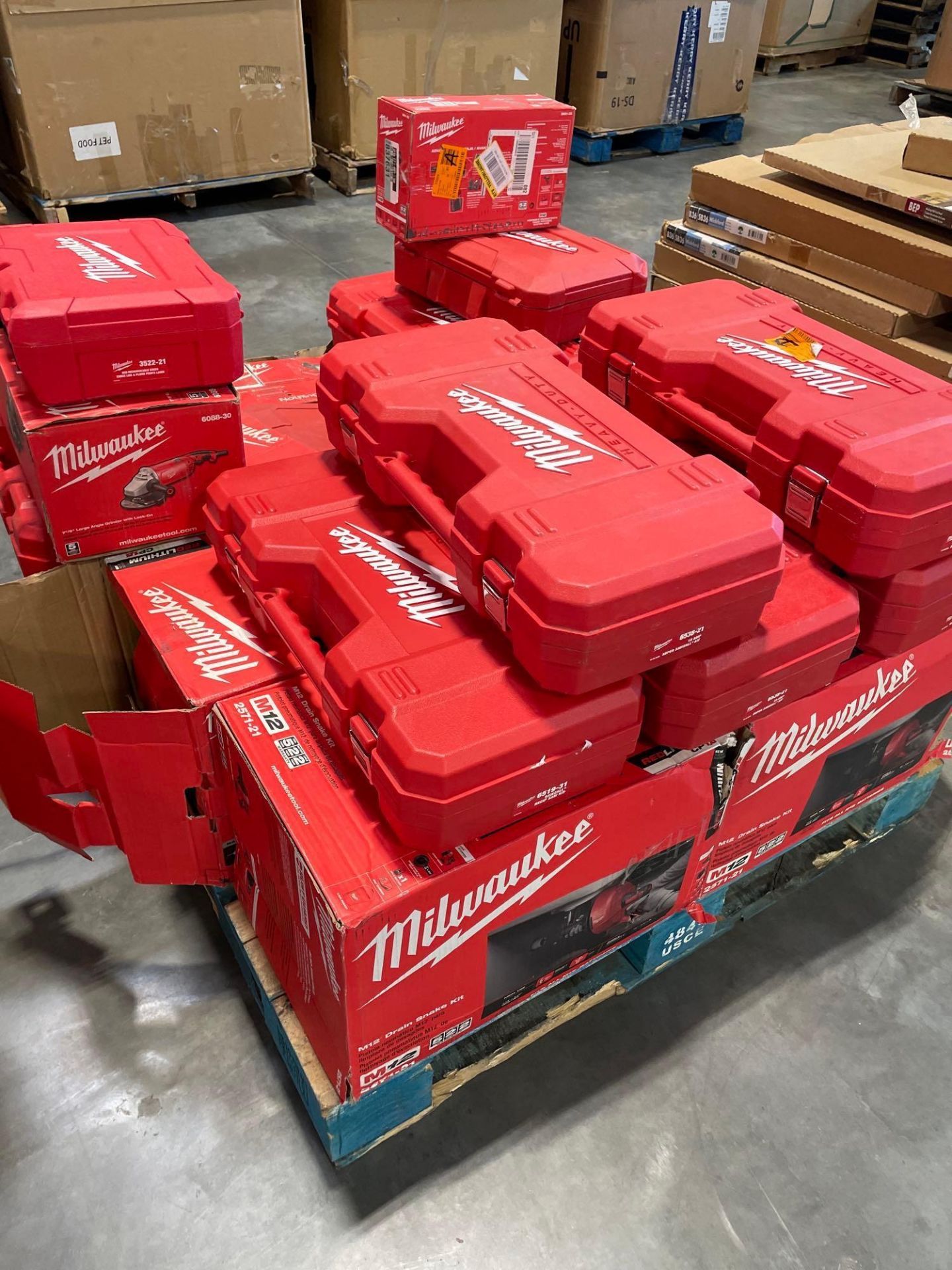 Milwaukee Tools: Some new/ used customer returns (tested and working) - Image 6 of 8