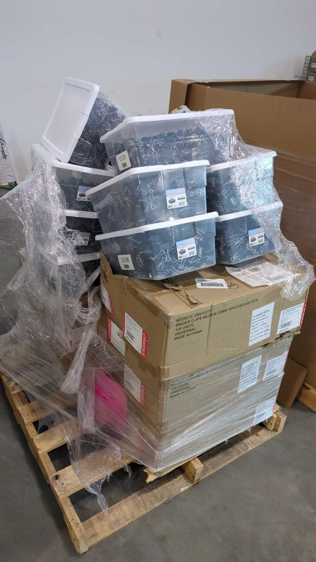 pallet of binder clips