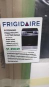 Fridigaire Freestanding Electric Range FCFE3062AS