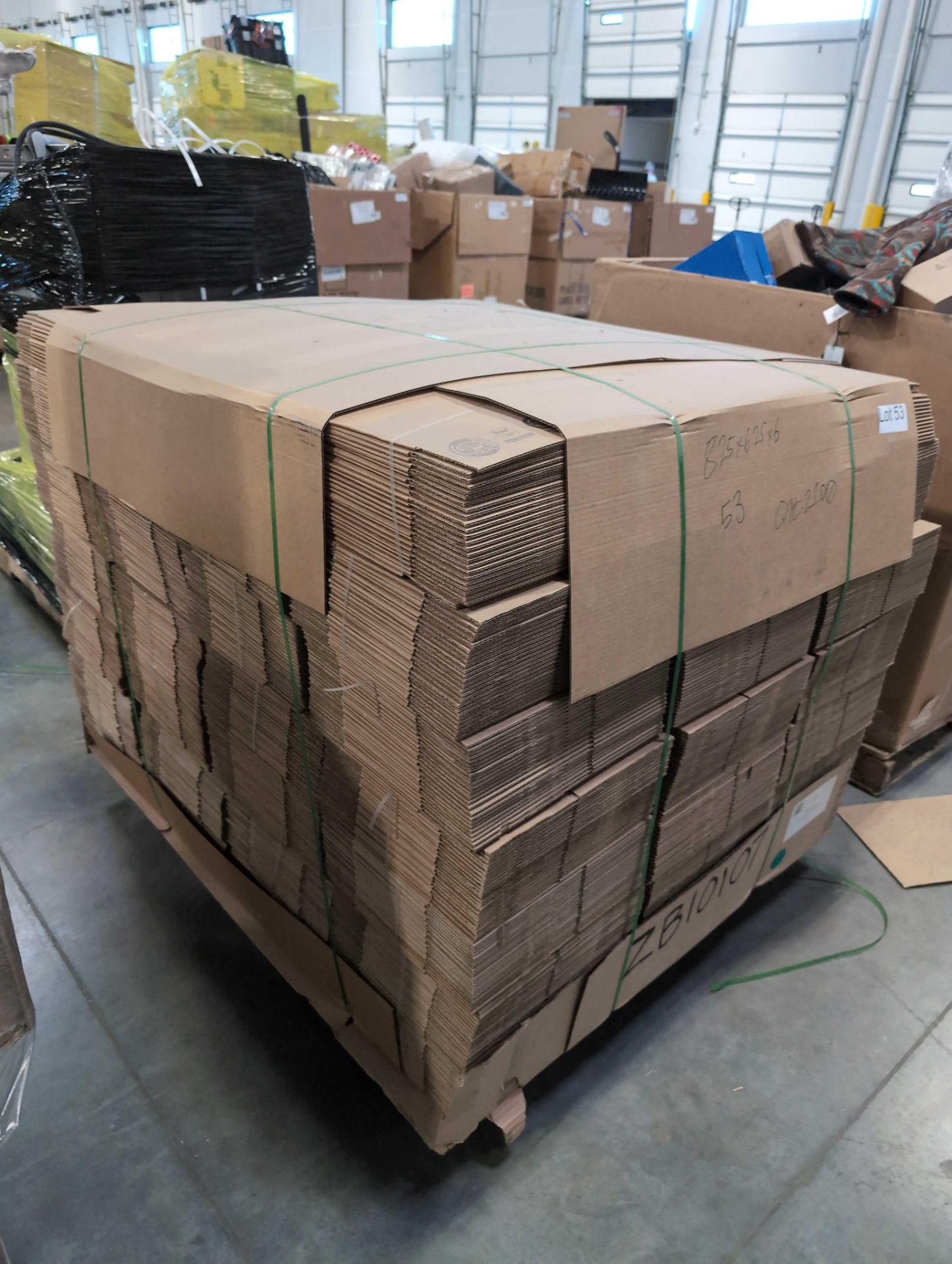 pallet of boxes - Image 3 of 3