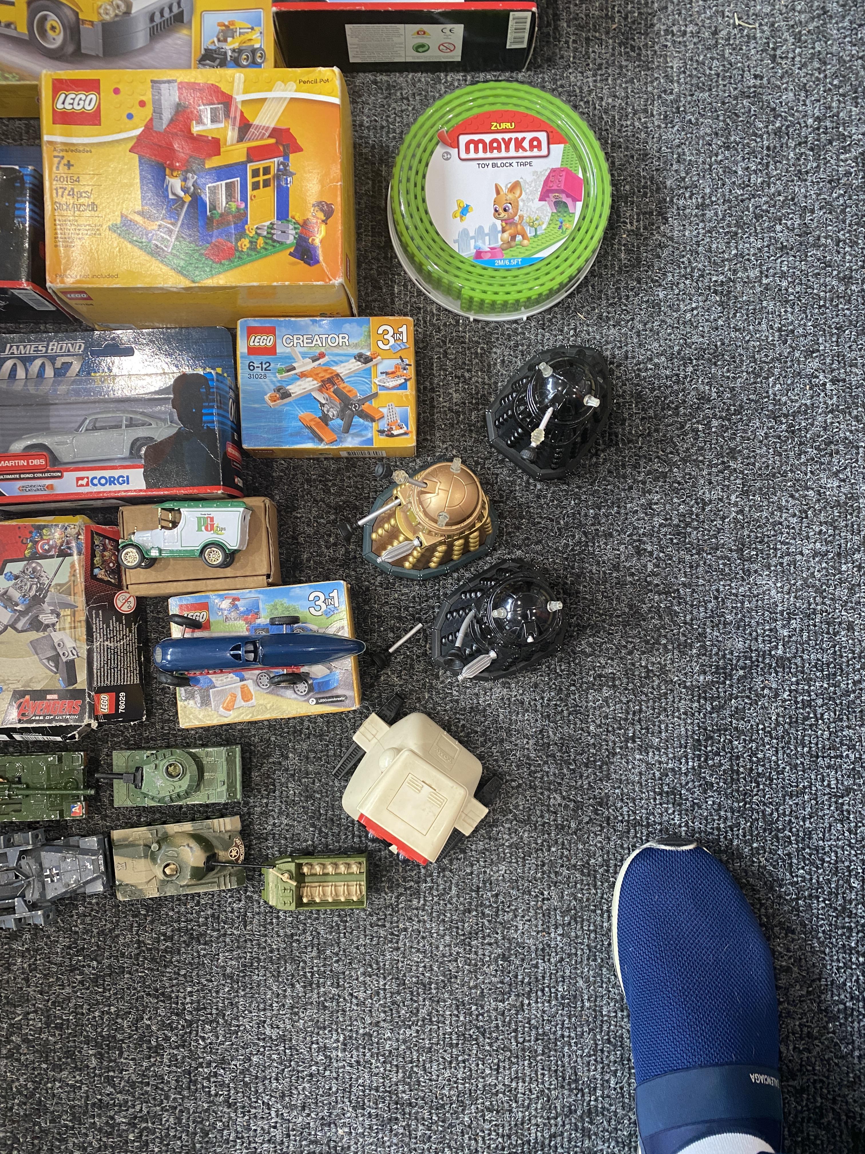 Collection of Vintage Toy Vehicles along with a ca - Image 12 of 28