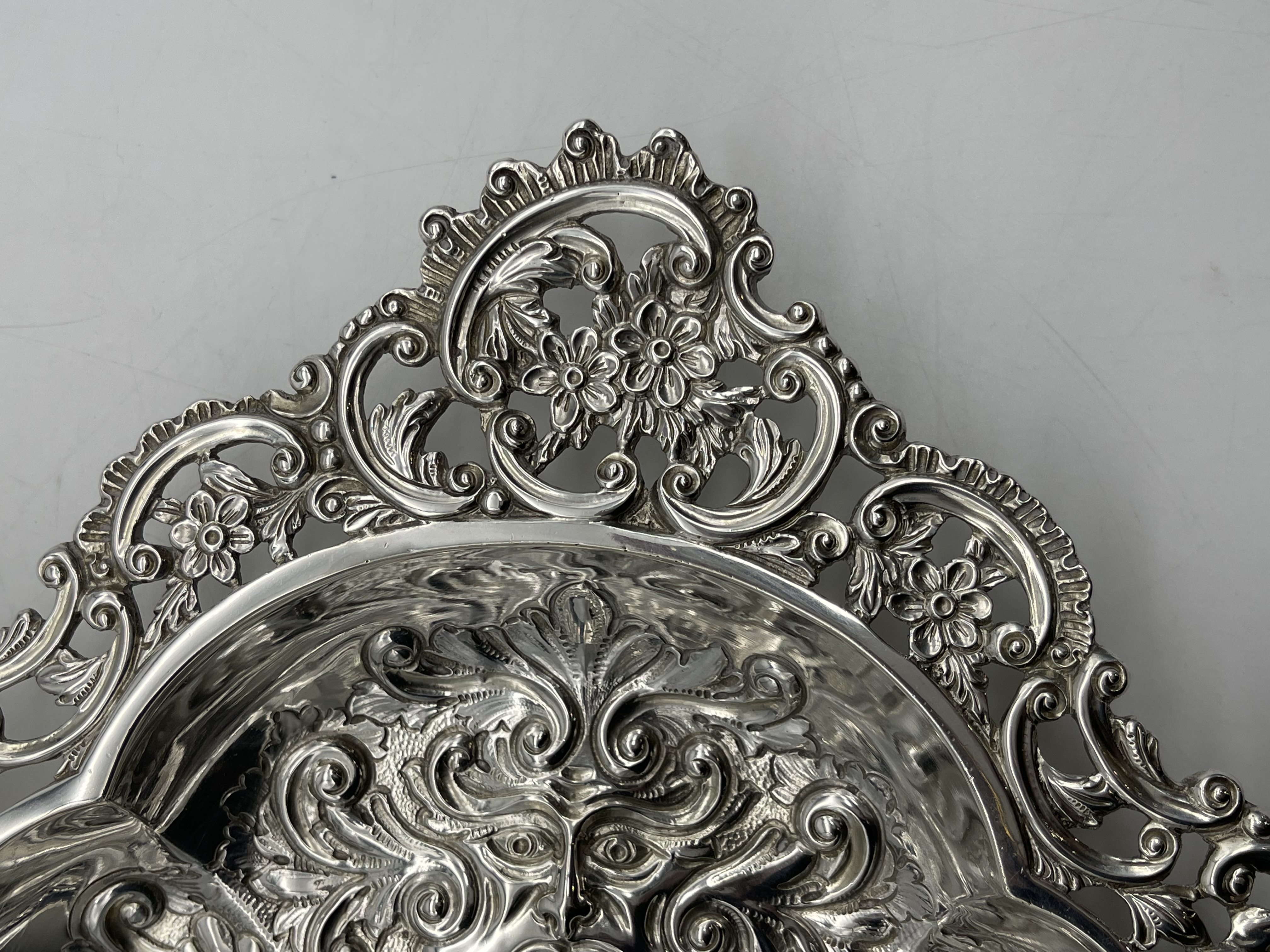 Hallmarked Silver Engraved Tray. Total weight 726 - Image 5 of 17