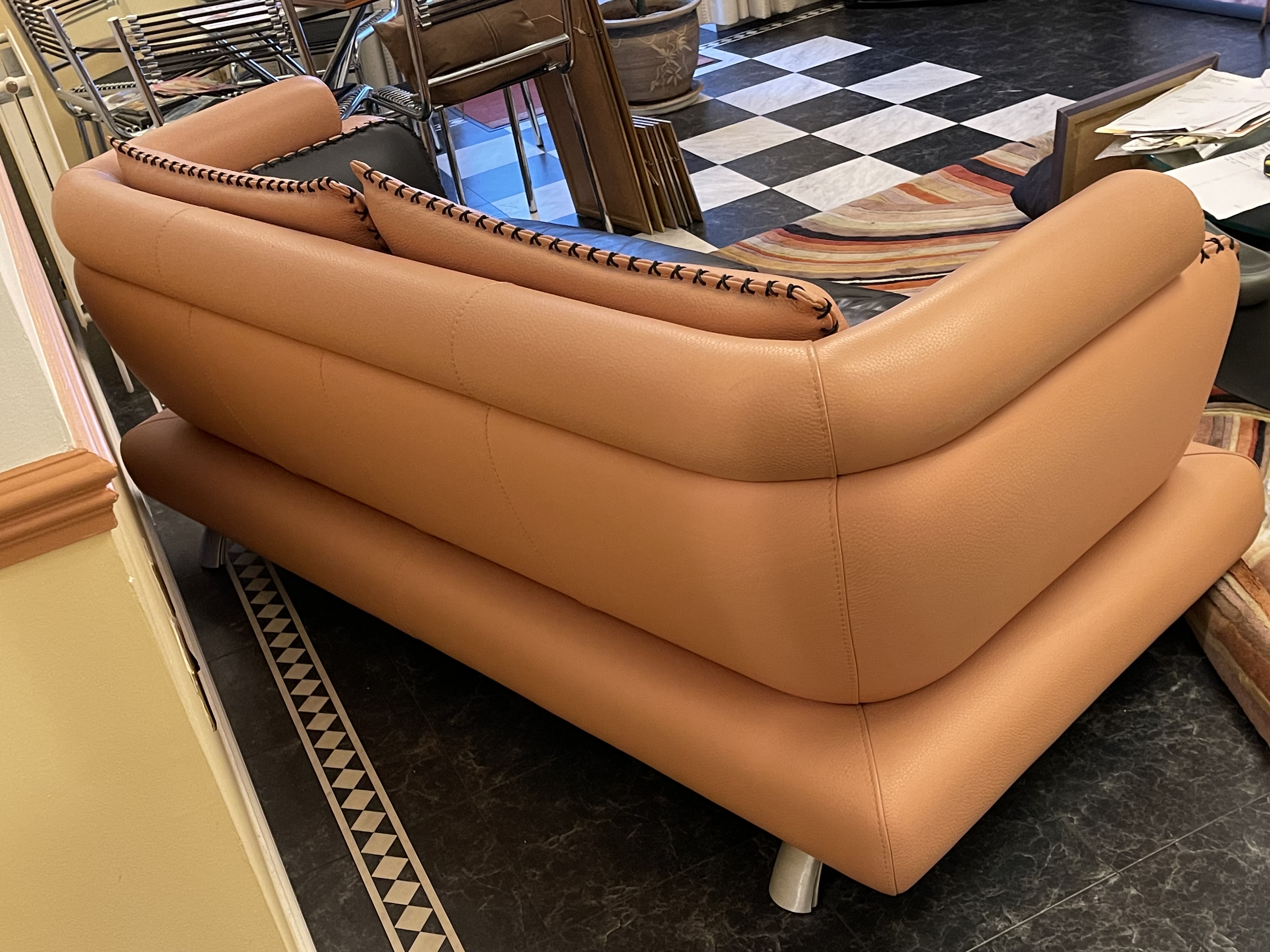 Pair of Italian Formenti 2 + 2 Seater Sofas. - Image 22 of 24