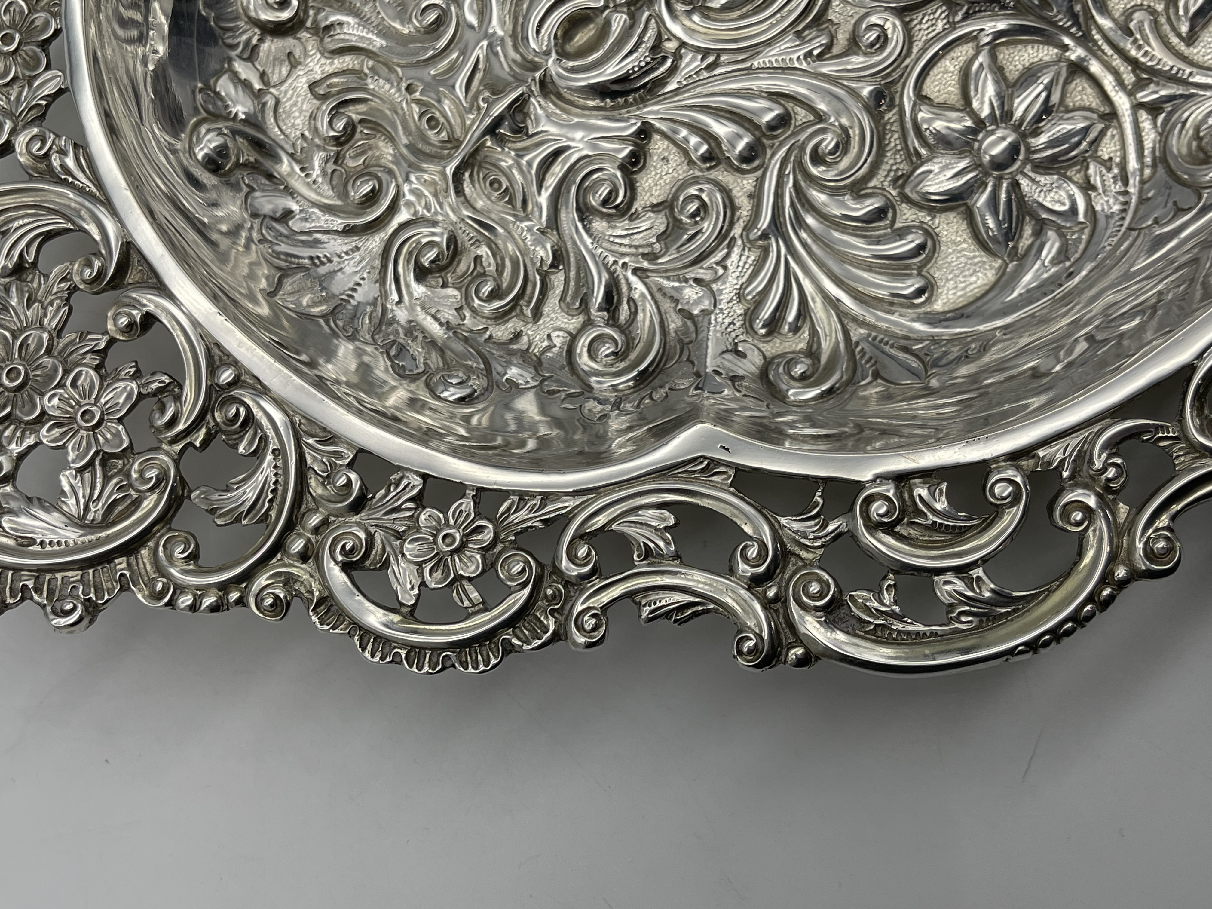 Hallmarked Silver Engraved Tray. Total weight 726 - Image 8 of 17