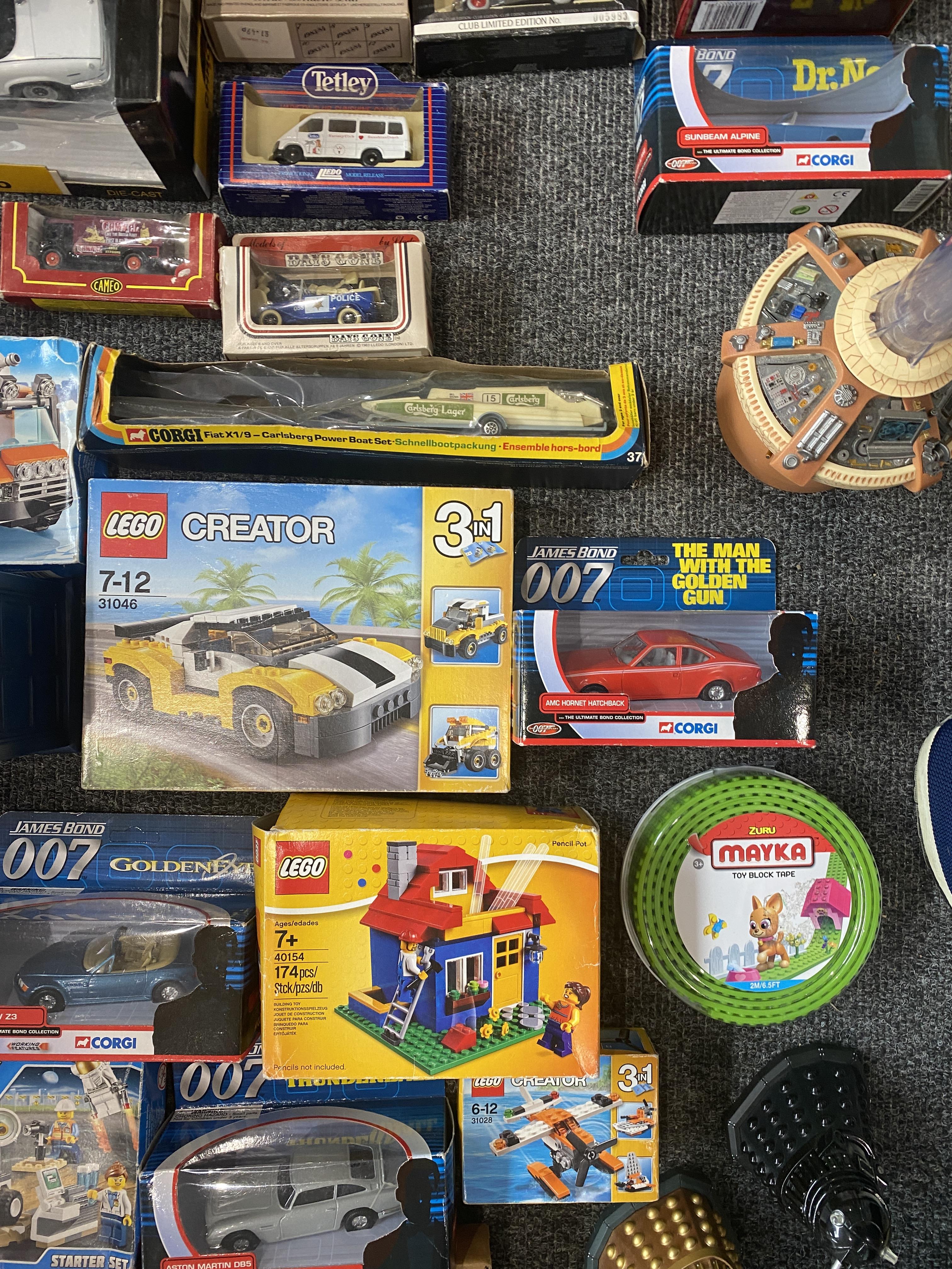 Collection of Vintage Toy Vehicles along with a ca - Image 10 of 28