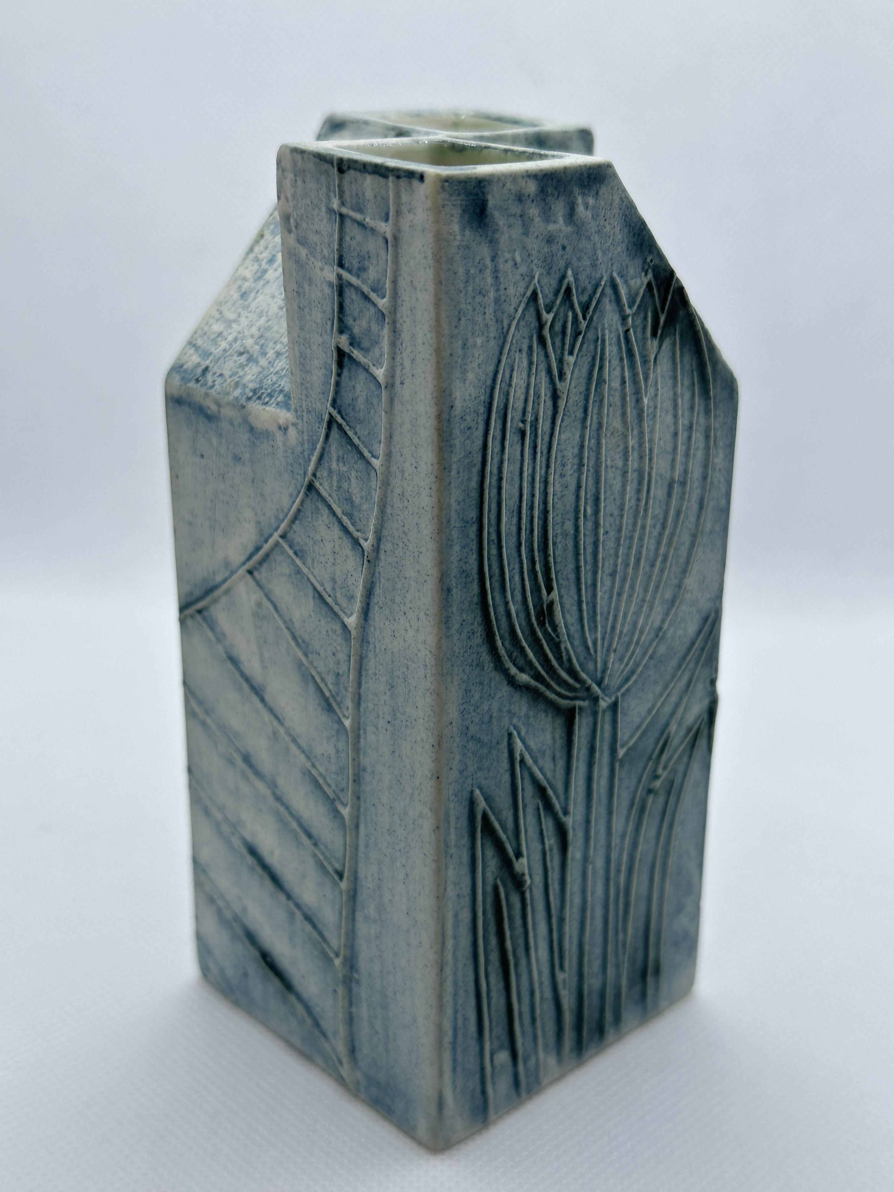 Wood Fired Ceramic Vase (H14cm) along with Carn Pottery Pe - Image 18 of 22