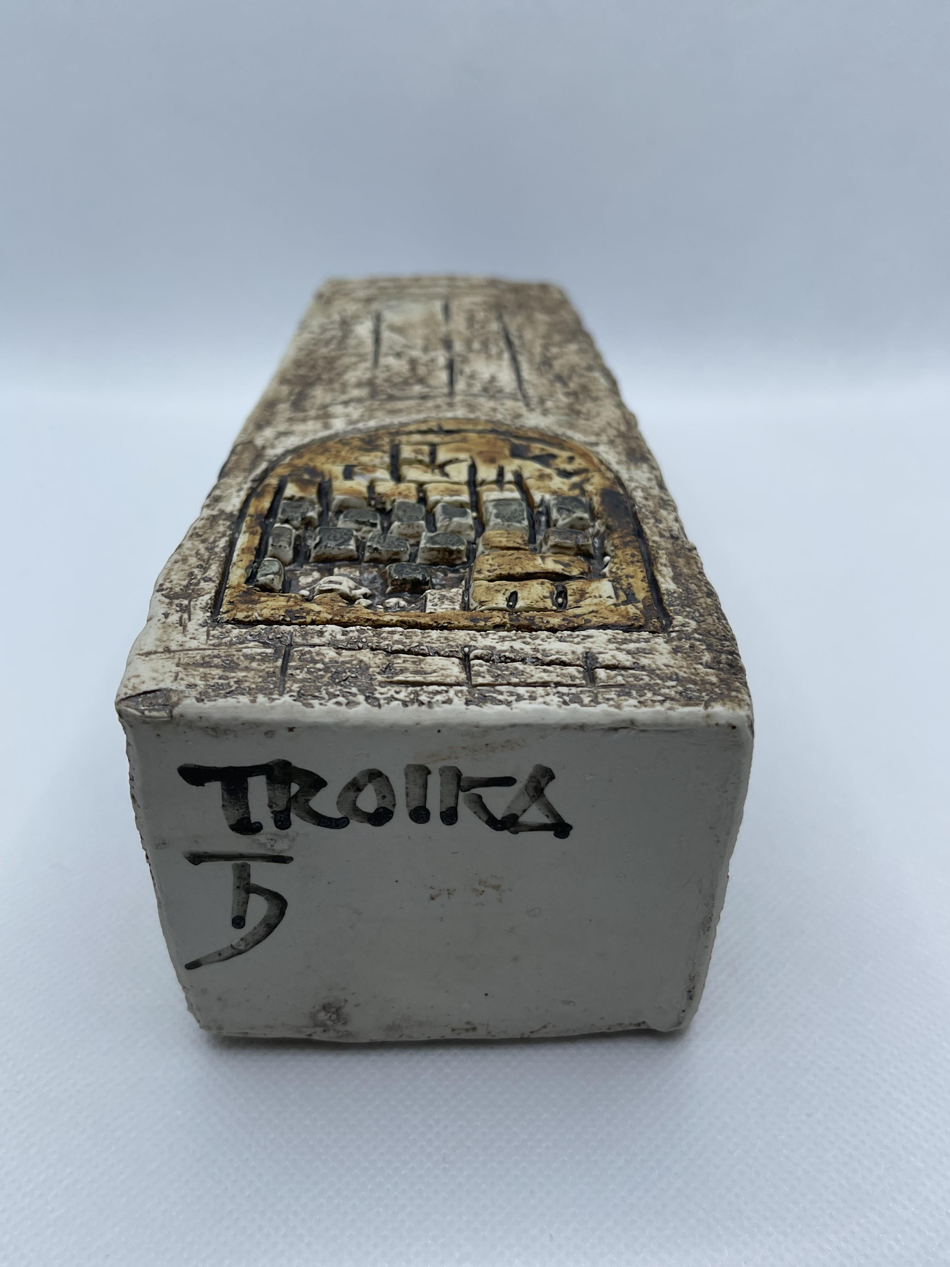 Troika Pottery Signed Coffin Vase. Good condition - Image 11 of 12