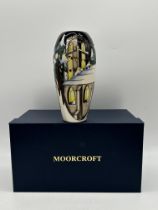 Boxed Moorcroft Trial Vase - Christmas Welcome- de