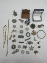 Collection of Vintage Dress Jewellery to include B