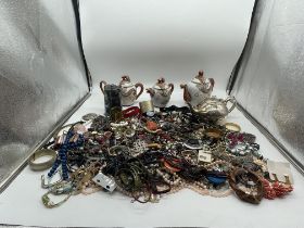 Collection of Costume Dress Jewellery to include B