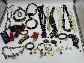 Costume Jewellery to include Dyrberg/Kern, and oth