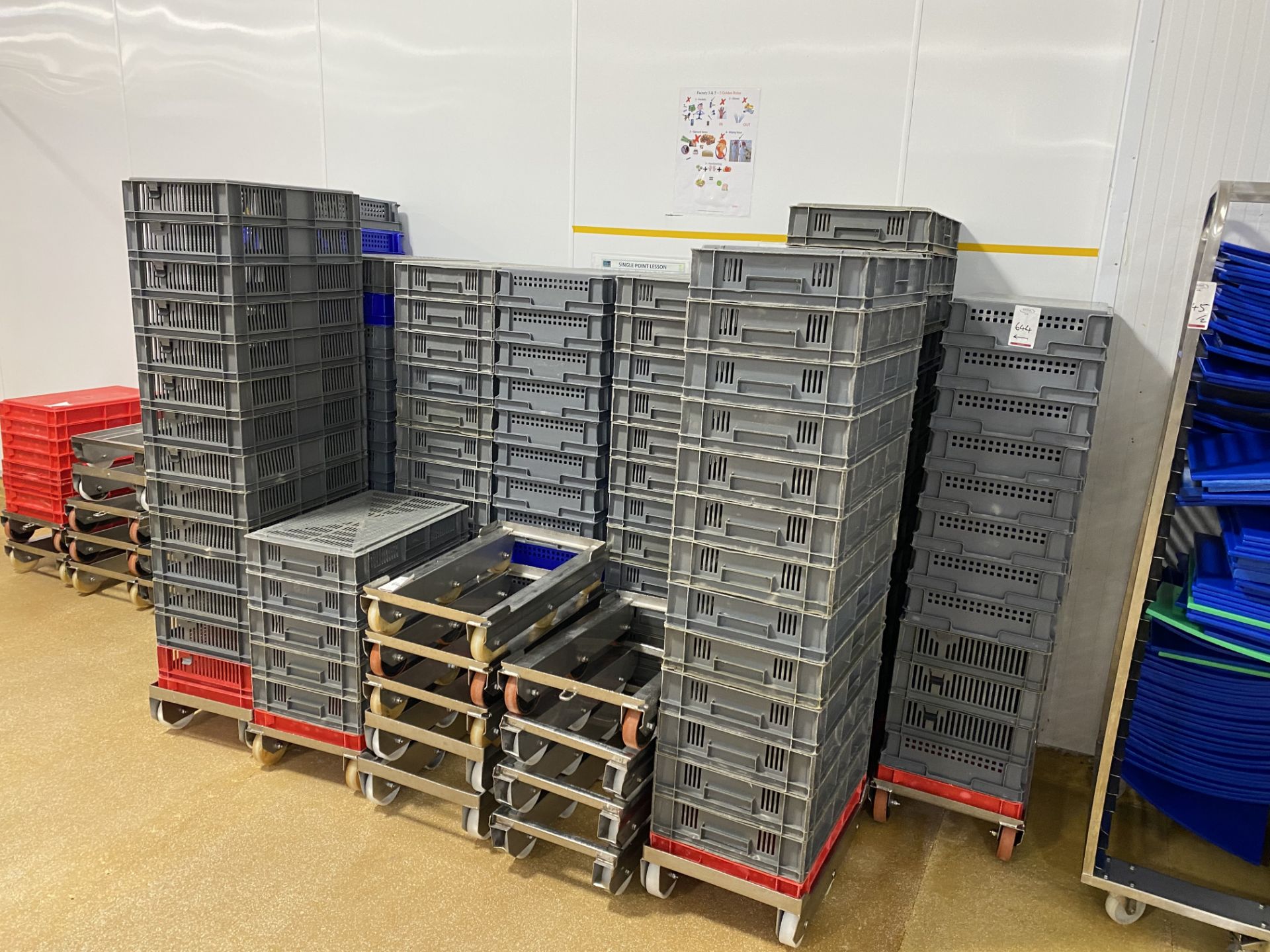 Approximately 90 grey plastic trays with 27 stainl - Image 2 of 3