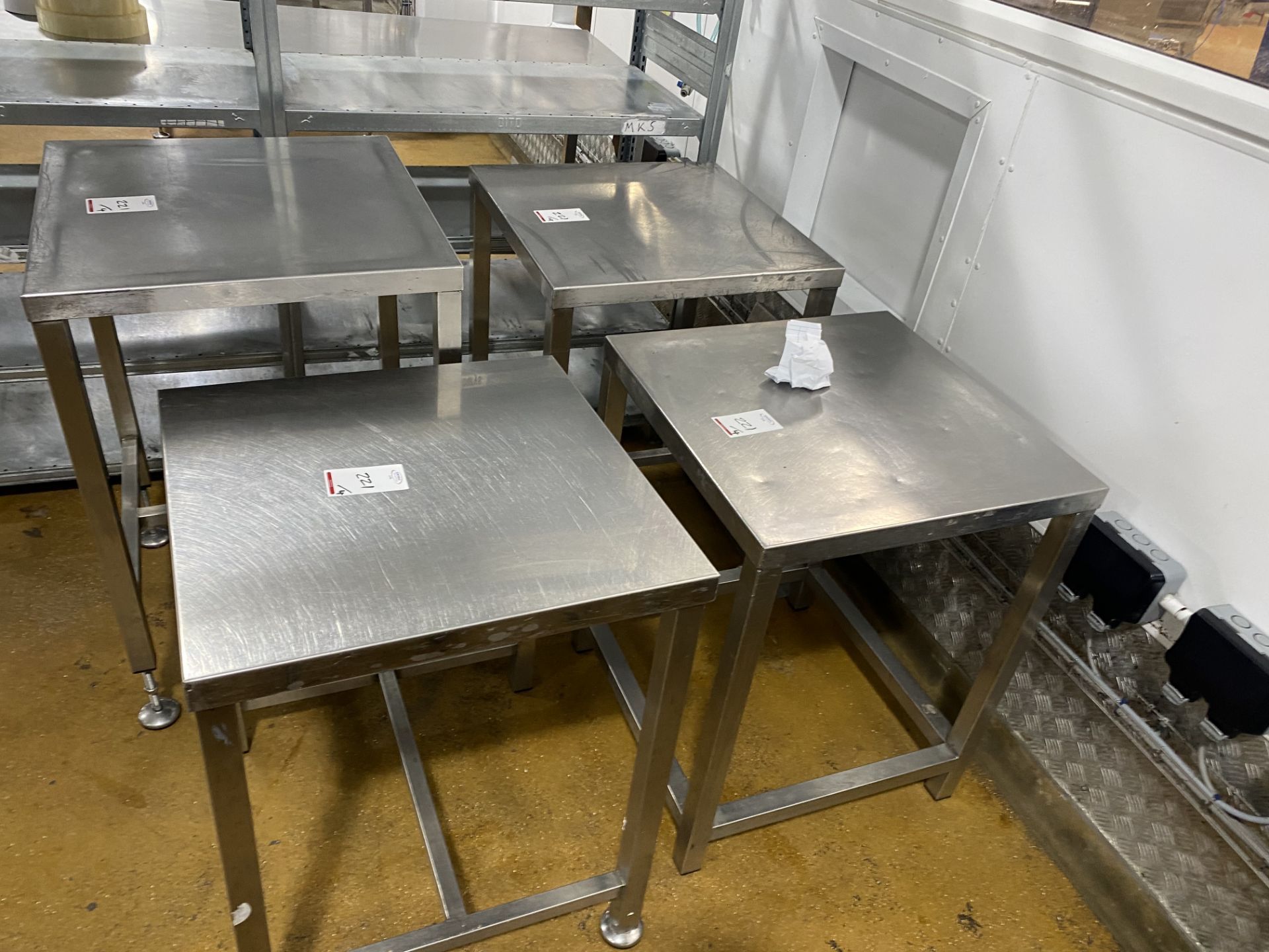 4 Stainless steel heavy duty tables 60cm2