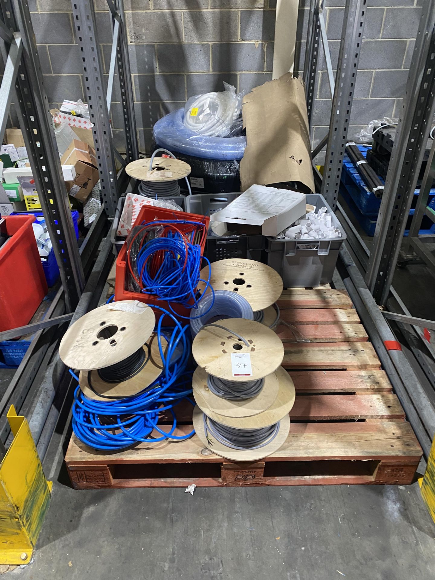 Contents of 2 racking bays to include a large quan - Image 7 of 8