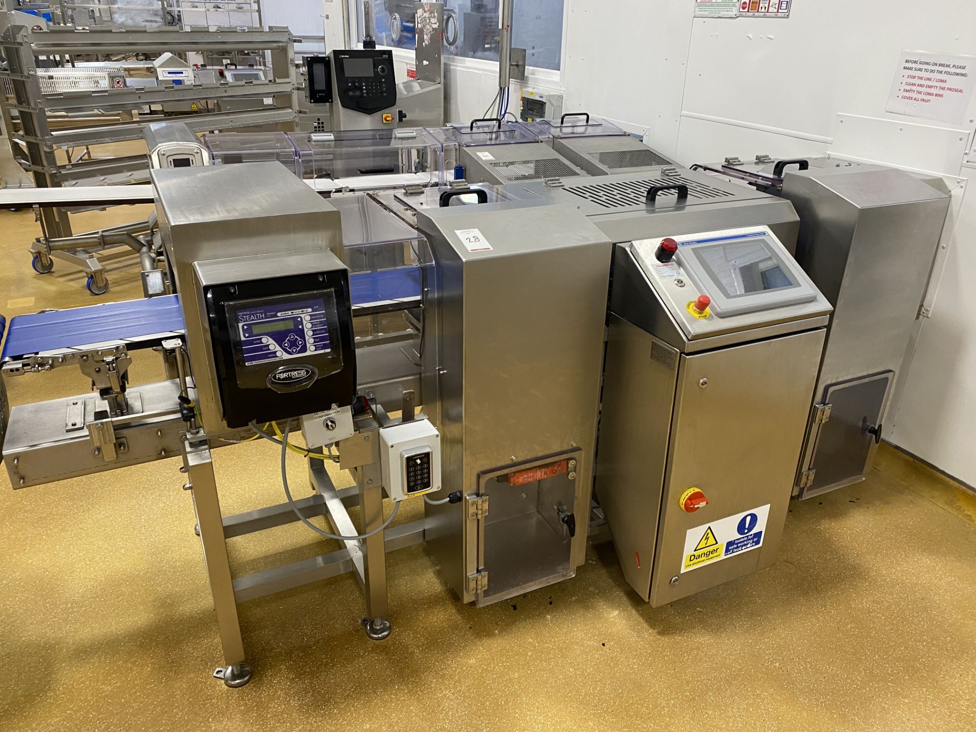 QSS Fortress Metal detector and checkweigher combi - Image 7 of 8