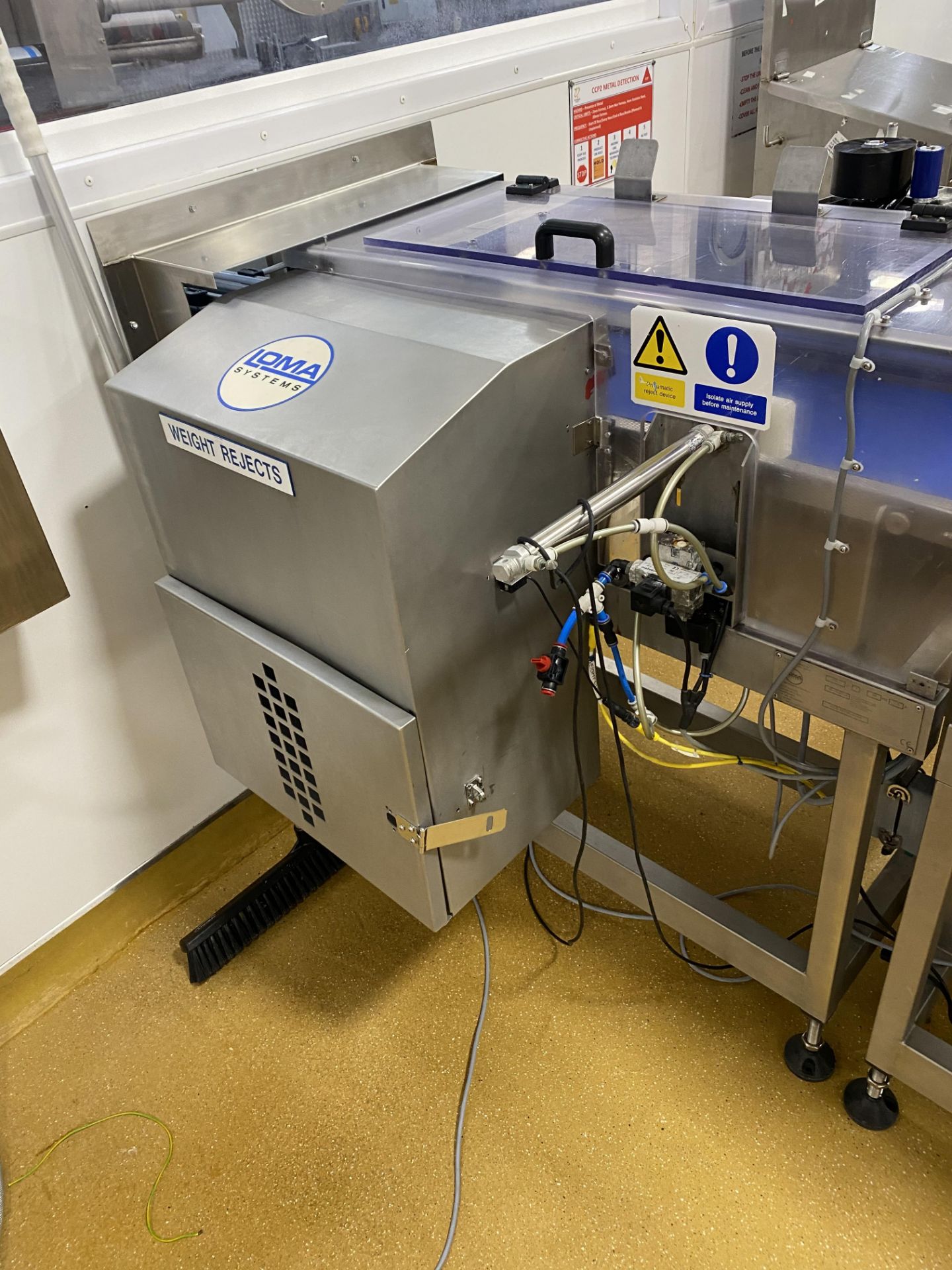 Loma IQ2 metal detector and checkweigher combi uni - Image 4 of 6