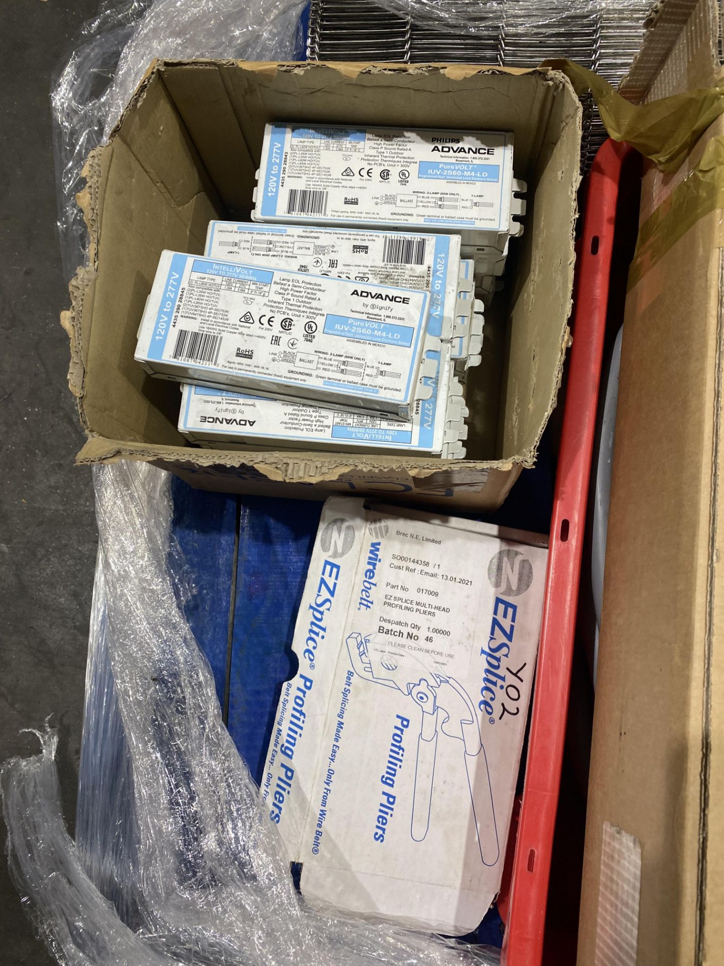 Contents of pallet to include various UV machine, - Image 4 of 5