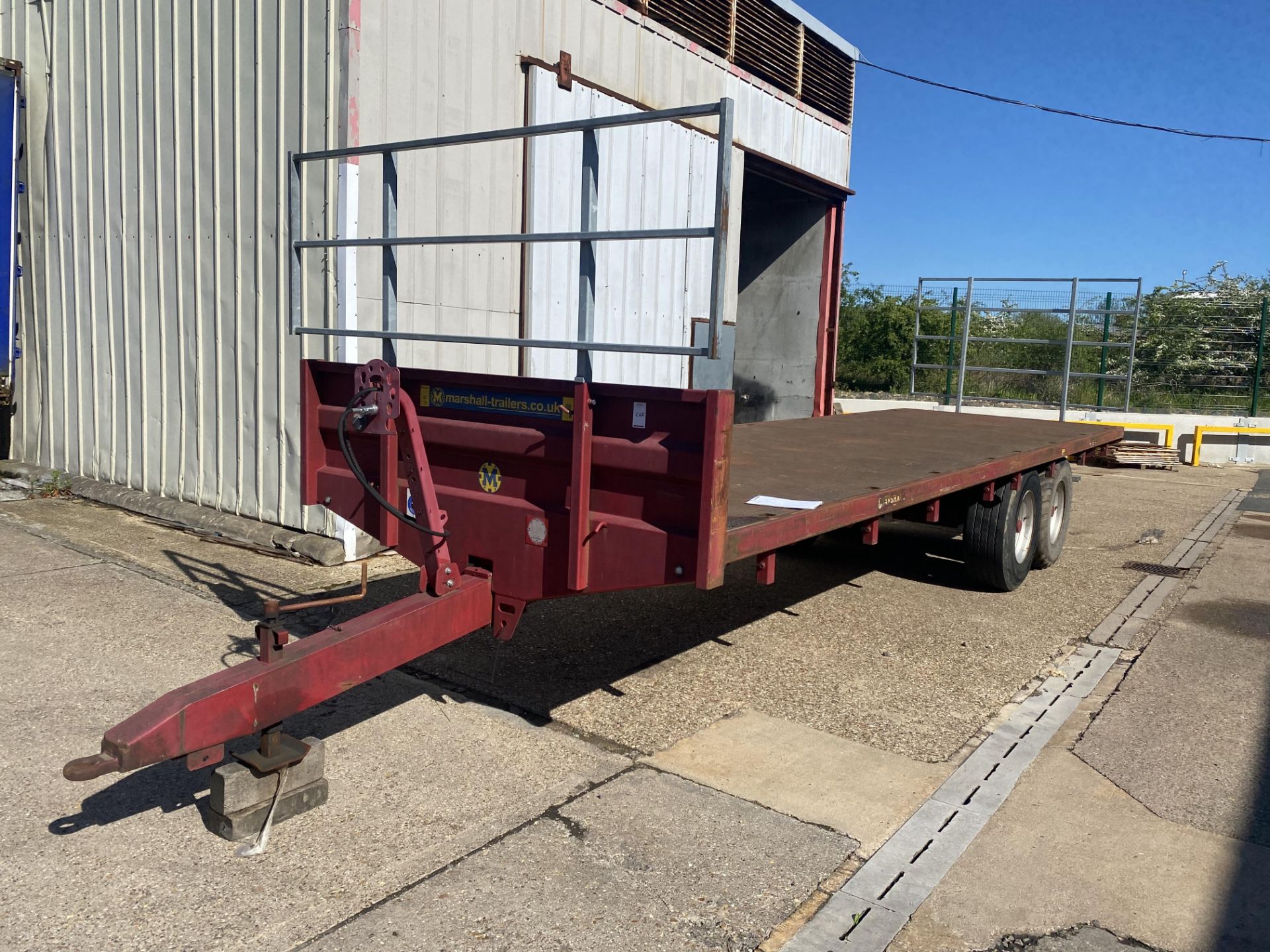 Marshall twin outlet flatbed trailer , model type BC128 , sn 2A86720 , DOM 2016 , carrying