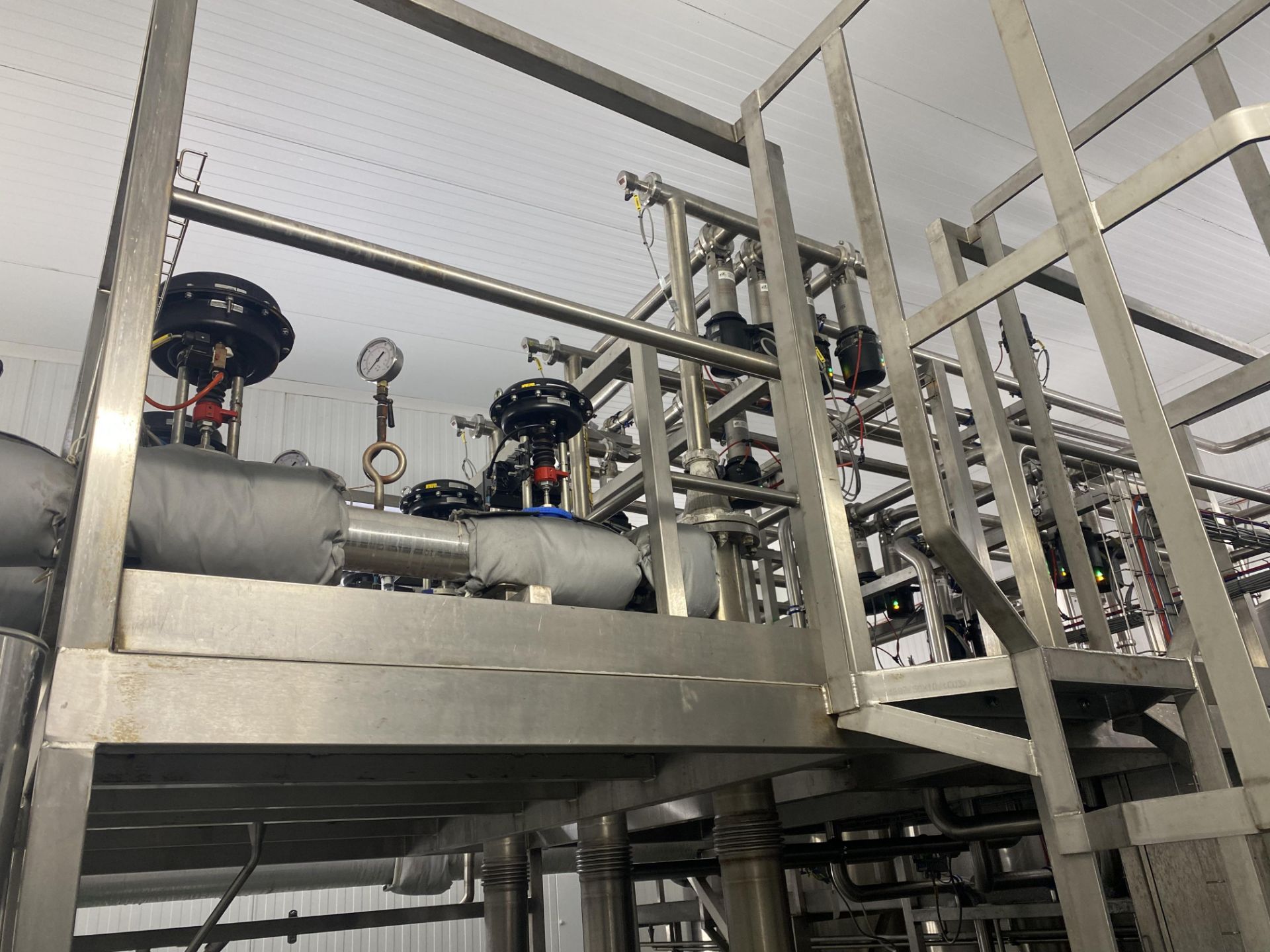 Hysyco CIP hygienic pipework and production cleaning system comprimising of 3 5000L stainless - Bild 5 aus 14