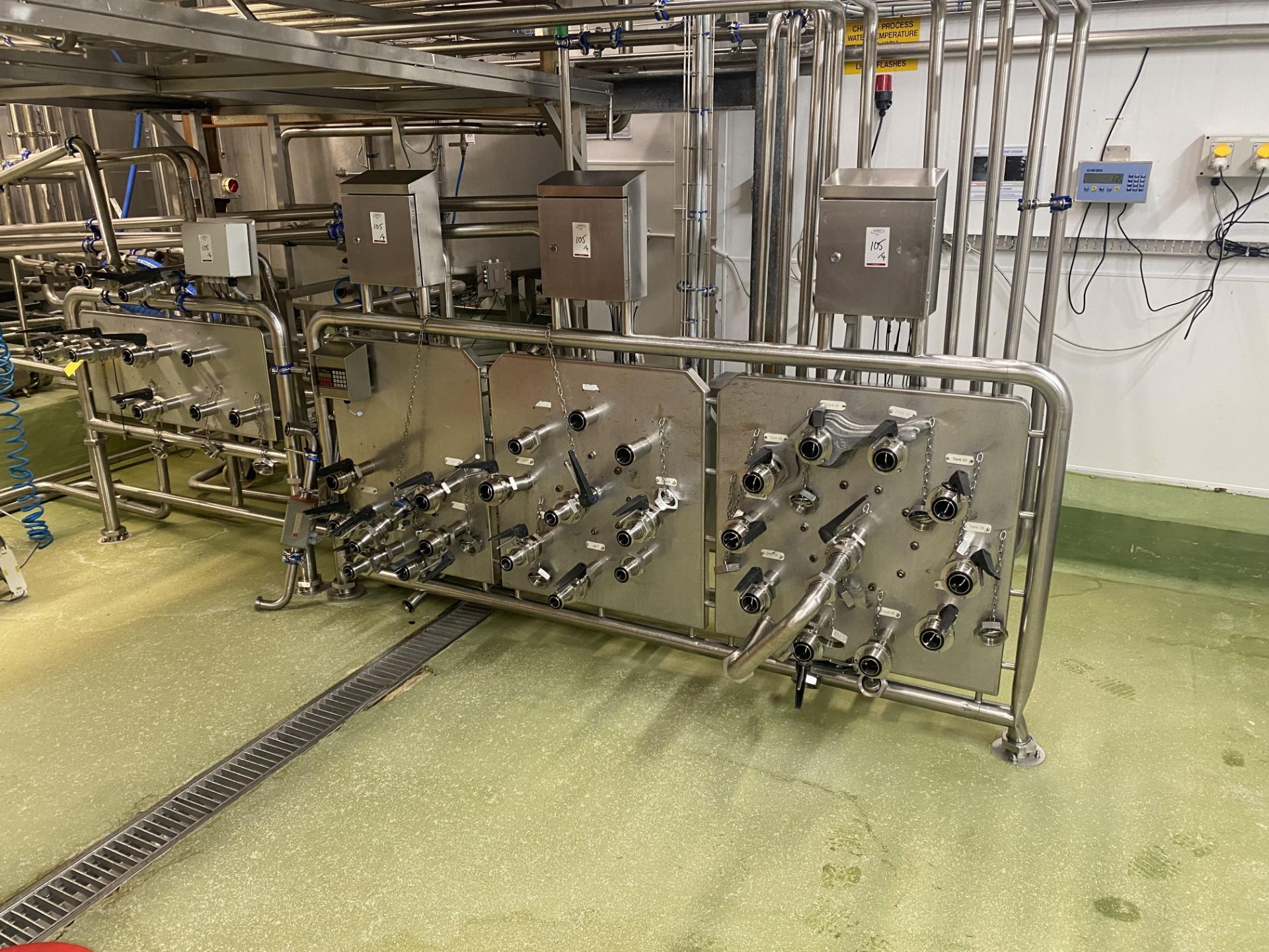 4 Purpose built stainless steel dispensing boards