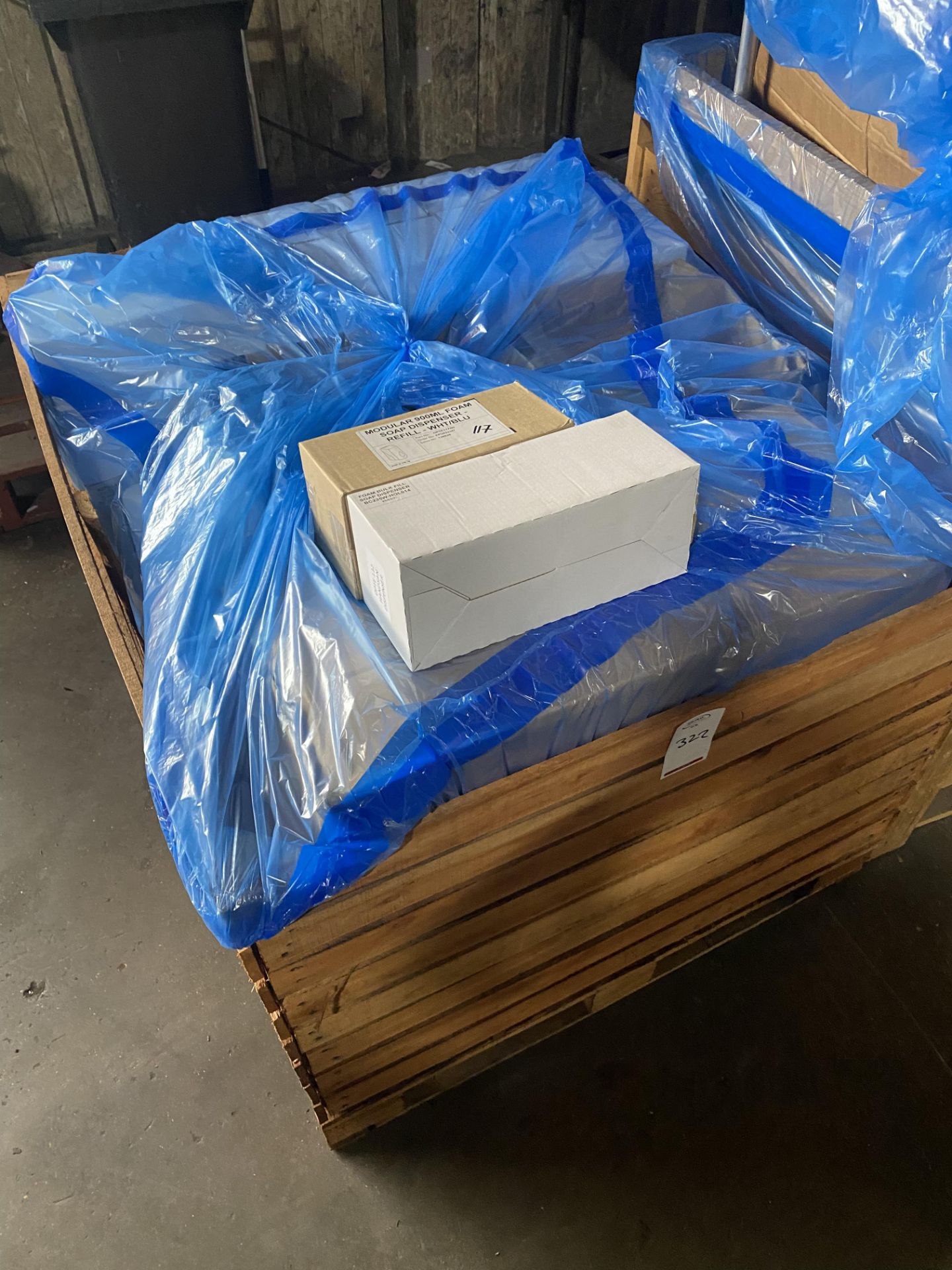 Contents of pallet to include large quantity of boxed soap dispensers (warehouse)