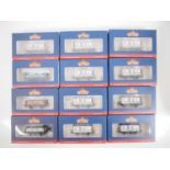 A group of BACHMANN OO gauge wagons, mostly Bachmann Collectors Club limited editions - VG/E in VG