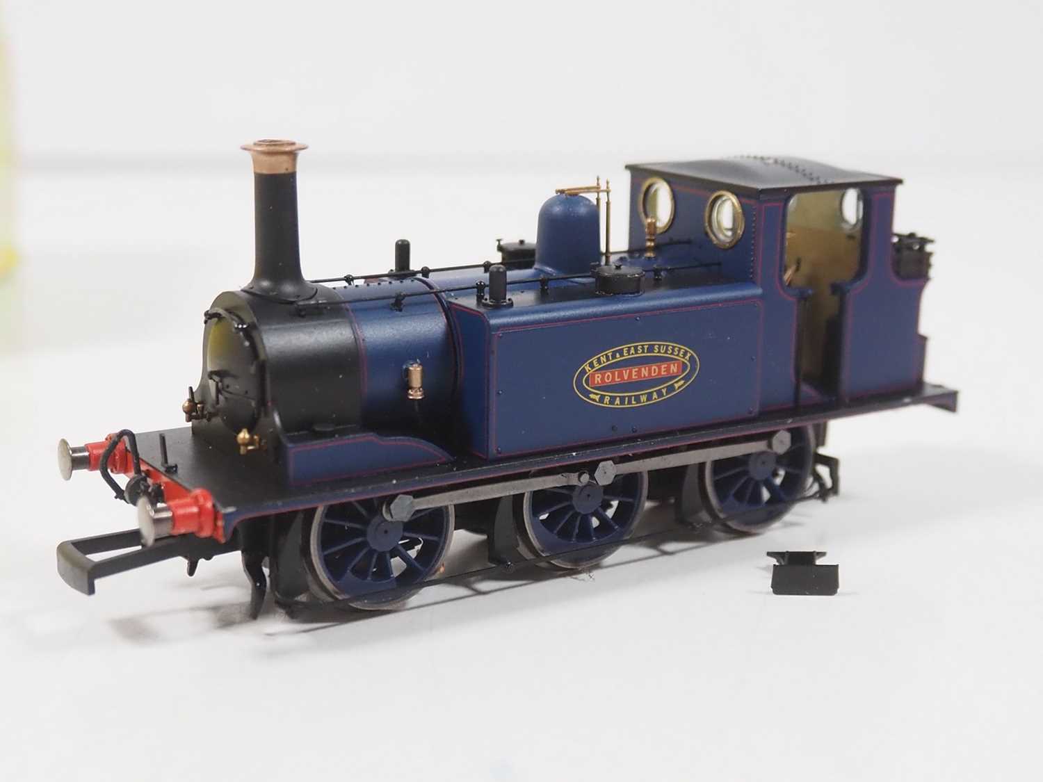 A pair of HORNBY OO gauge steam locomotives comprising R3172 Schools Class in SR green ' - Image 3 of 4