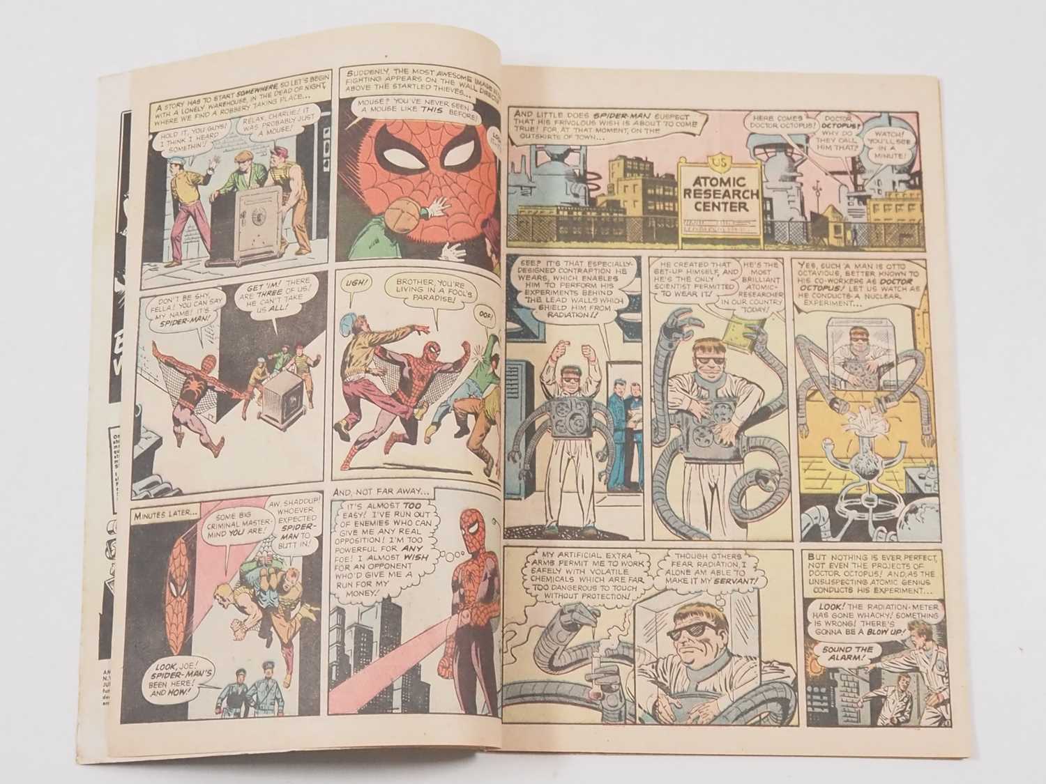 AMAZING SPIDER-MAN #3 (1963 - MARVEL - UK Price Variant) - Origin and First appearance of Doctor - Image 3 of 23