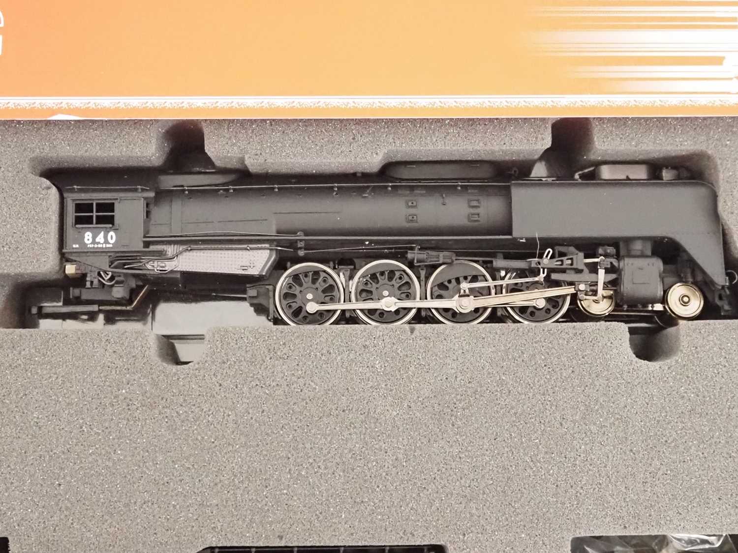 A RIVAROSSI HO gauge American outline R5473 FEF3 4-8-8-4 steam locomotive in Union Pacific livery, - Image 2 of 6