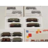 A group of MARKLIN HO gauge 3-rail AC Prussian outline passenger coach sets including 2x